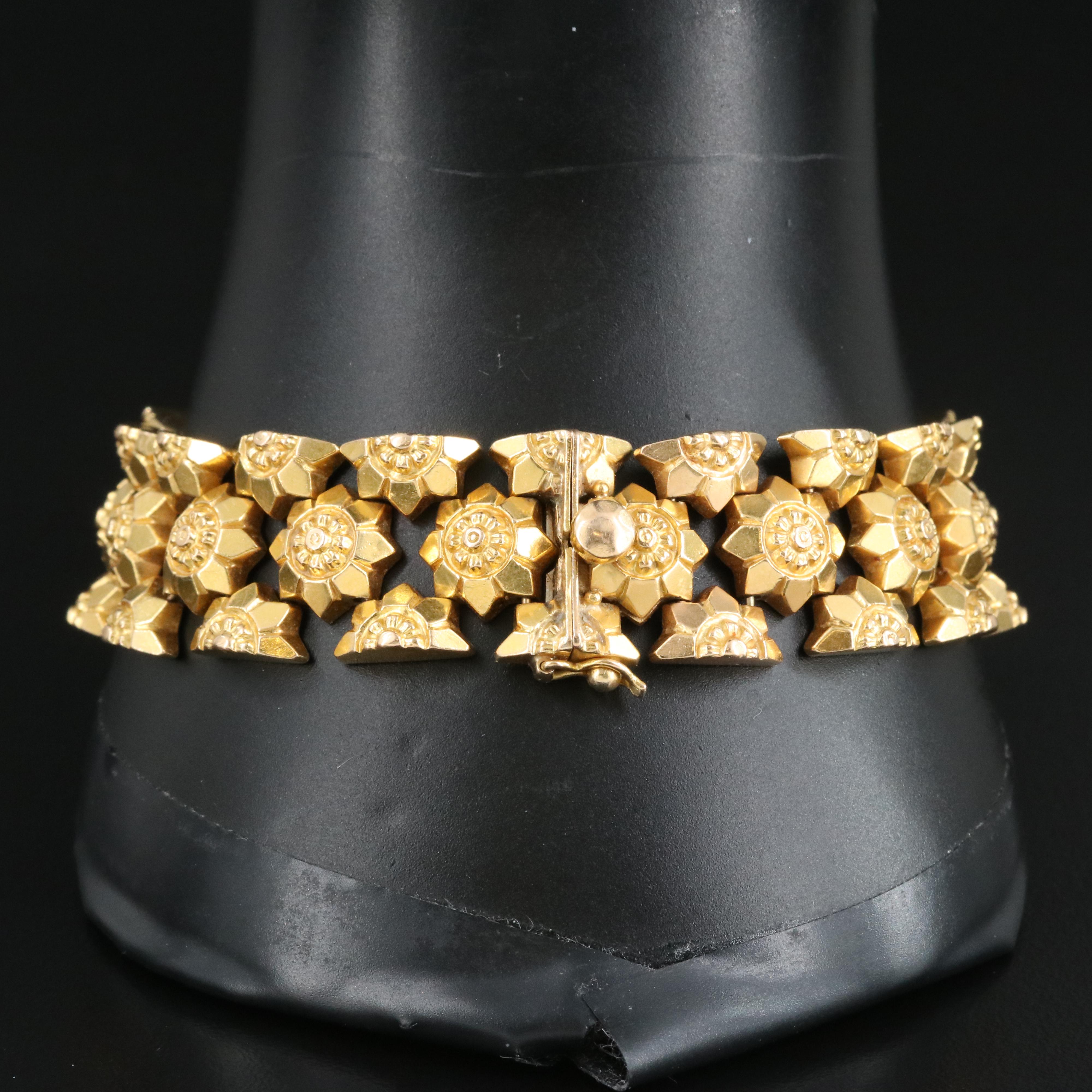 Italian 18K Floral Bracelet