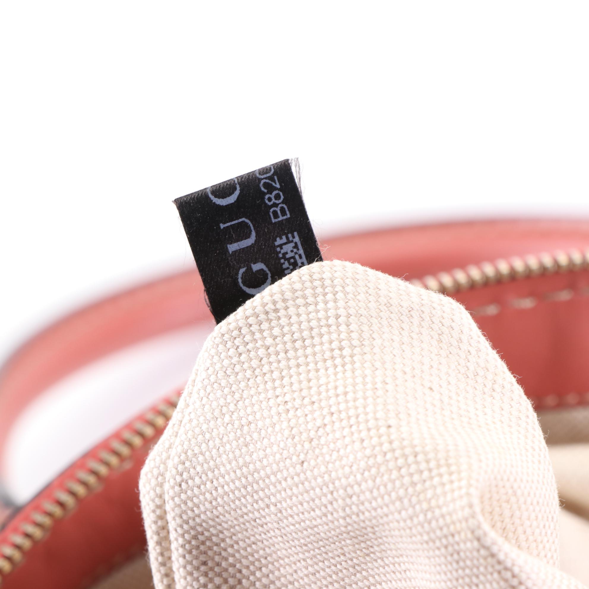 Gucci Medium Sukey Shoulder Bag in Diamante Jacquard Canvas and Leather