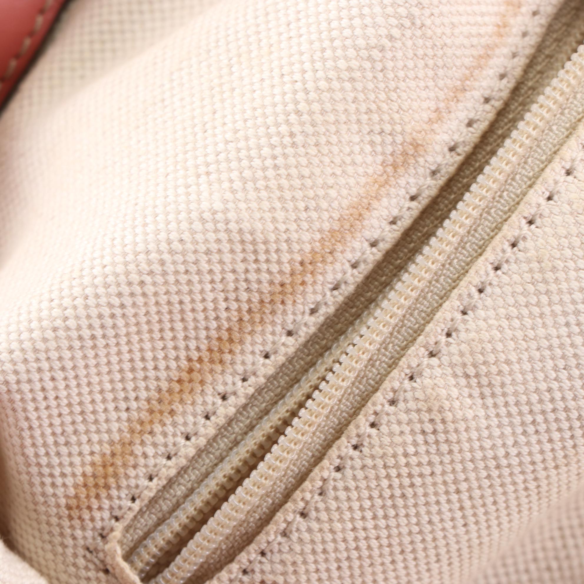 Gucci Medium Sukey Shoulder Bag in Diamante Jacquard Canvas and Leather