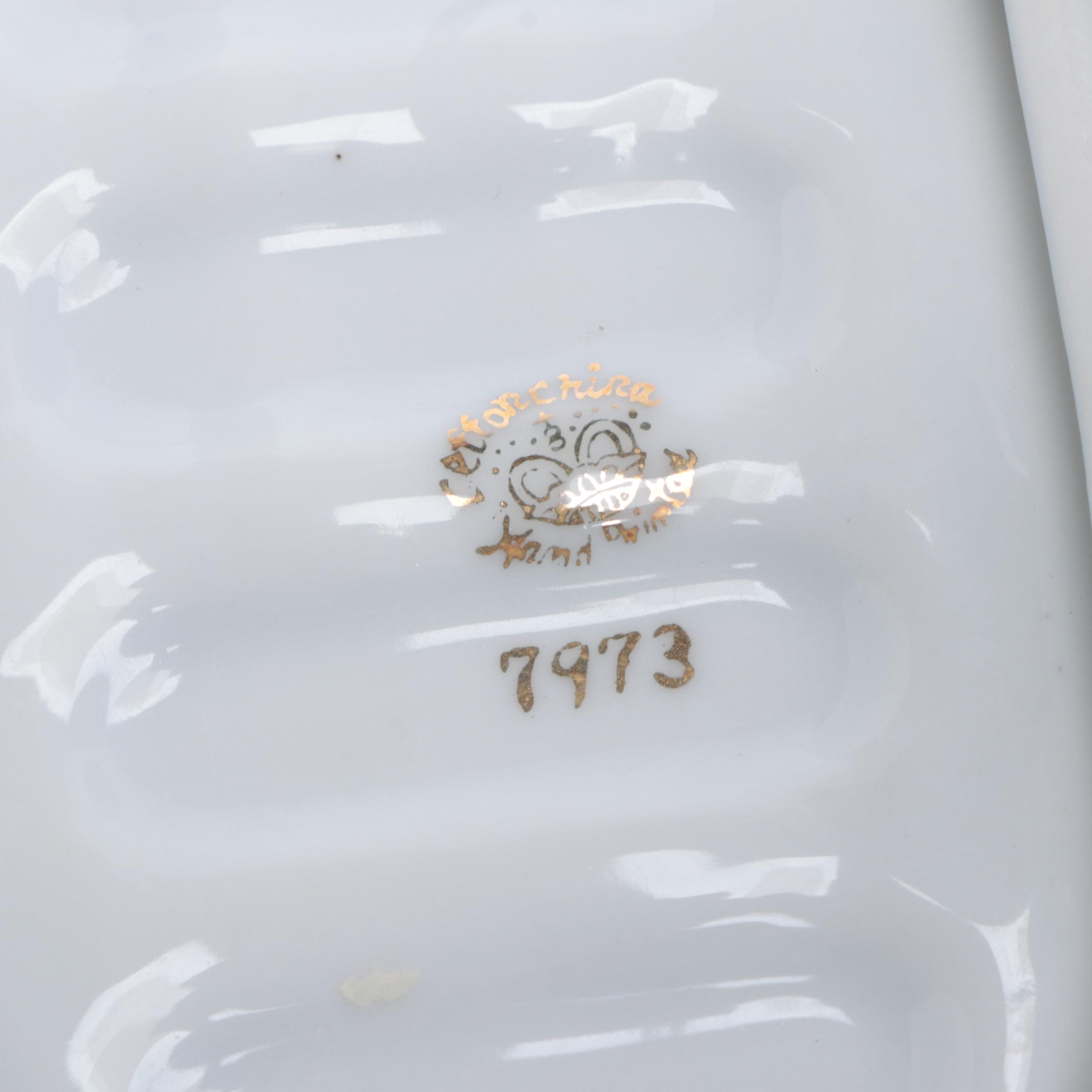 Mirrored Plateaus, Toothbrush Holder, Box, Compacts, Soap Dish and More