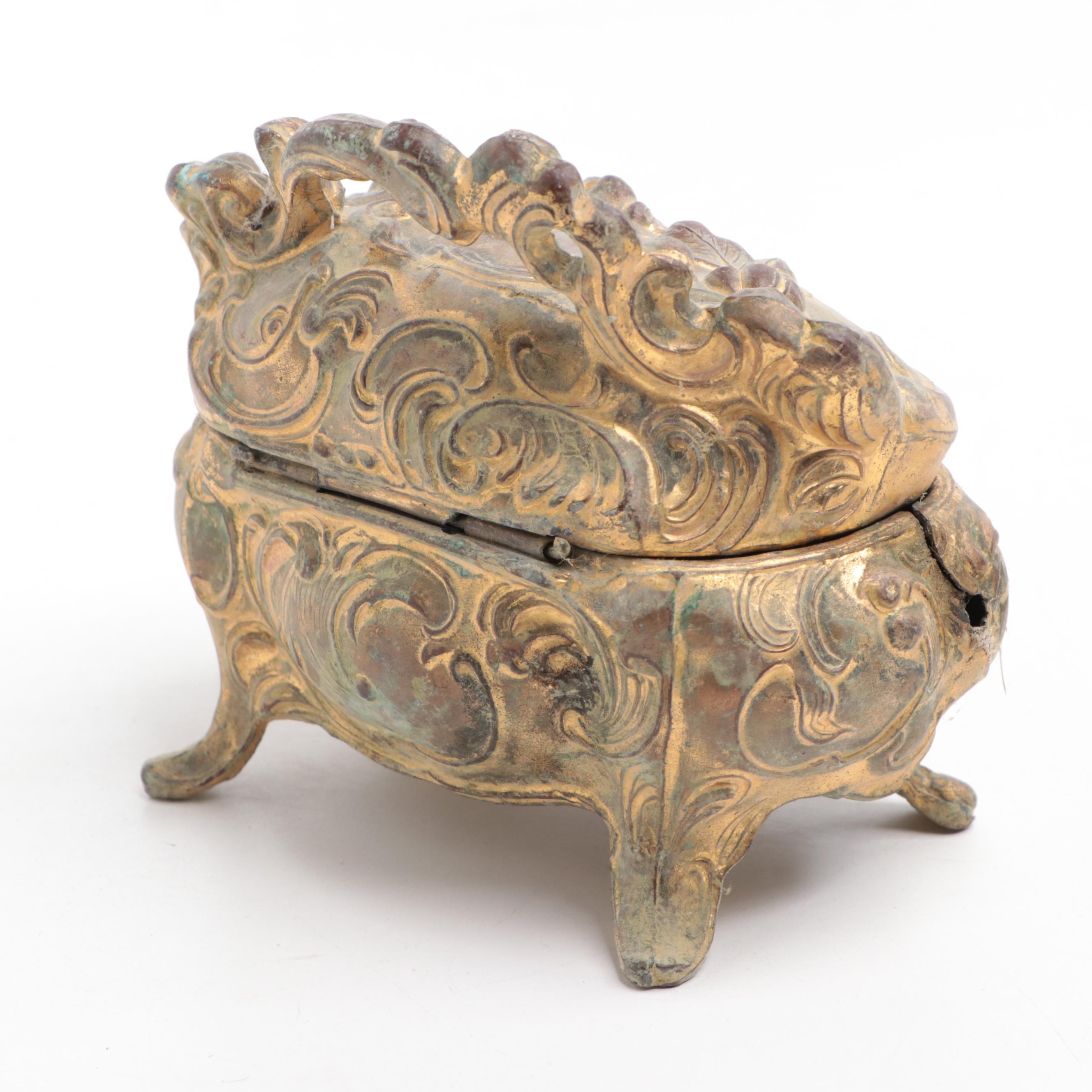 Mirrored Plateaus, Toothbrush Holder, Box, Compacts, Soap Dish and More