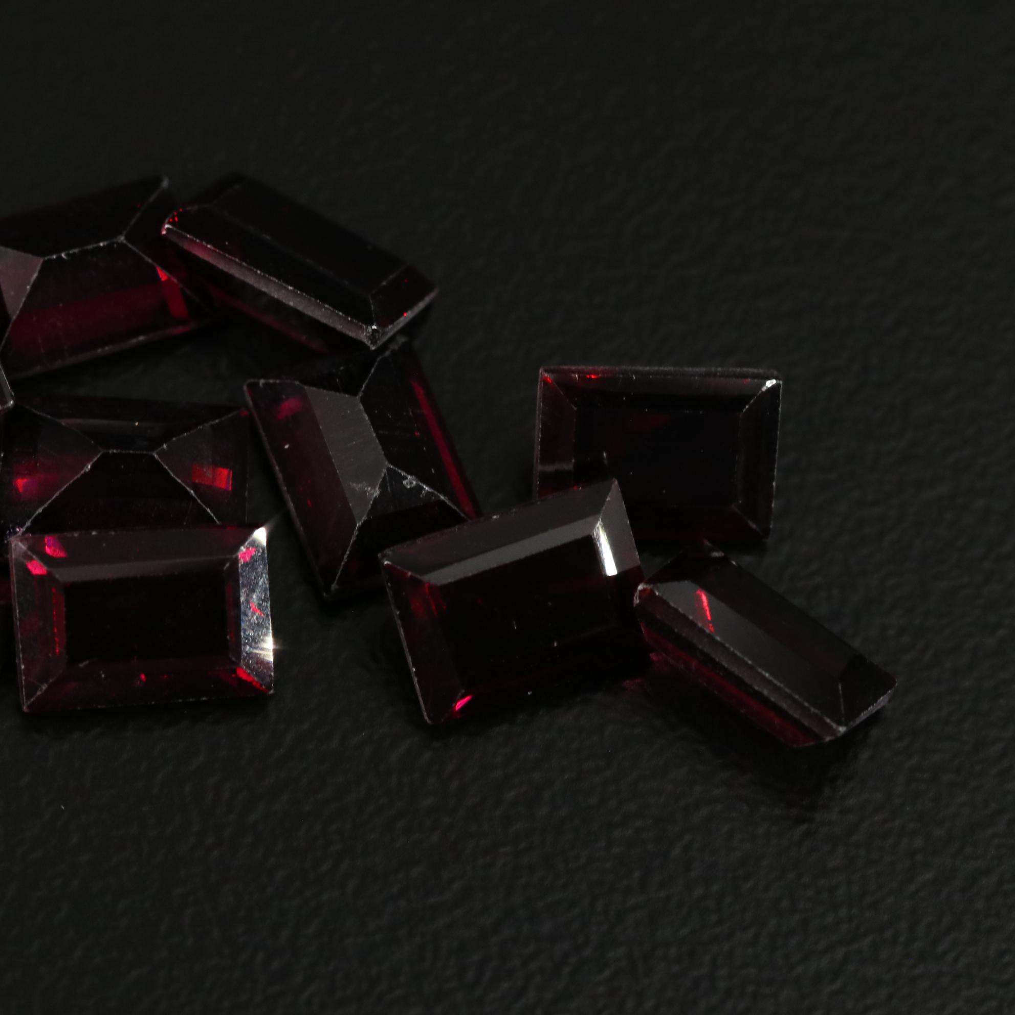 Loose 22.00 CTW Rhodolite Garnet Lot