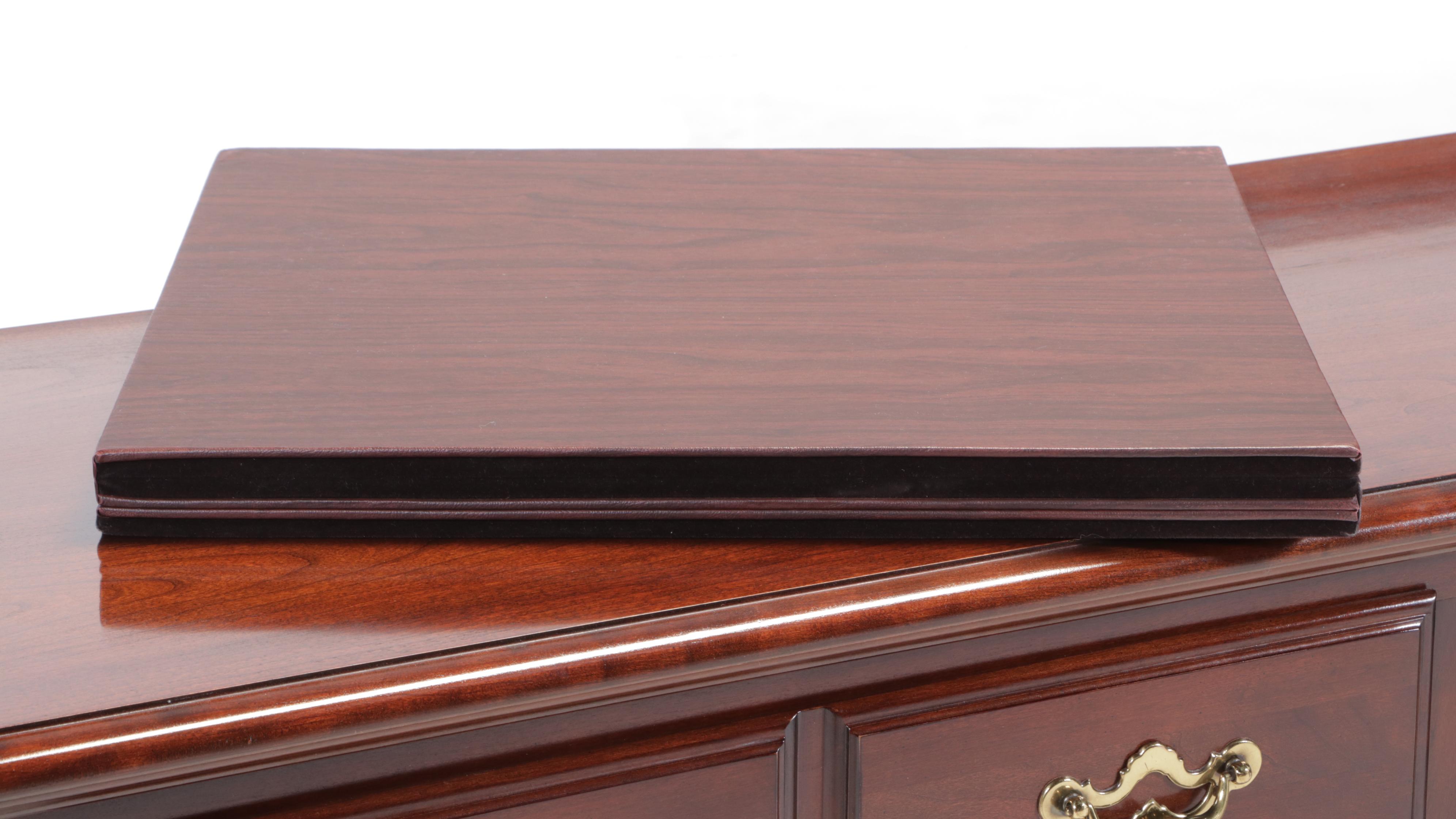 Thomasville Queen Anne Style Cherrywood Sideboard