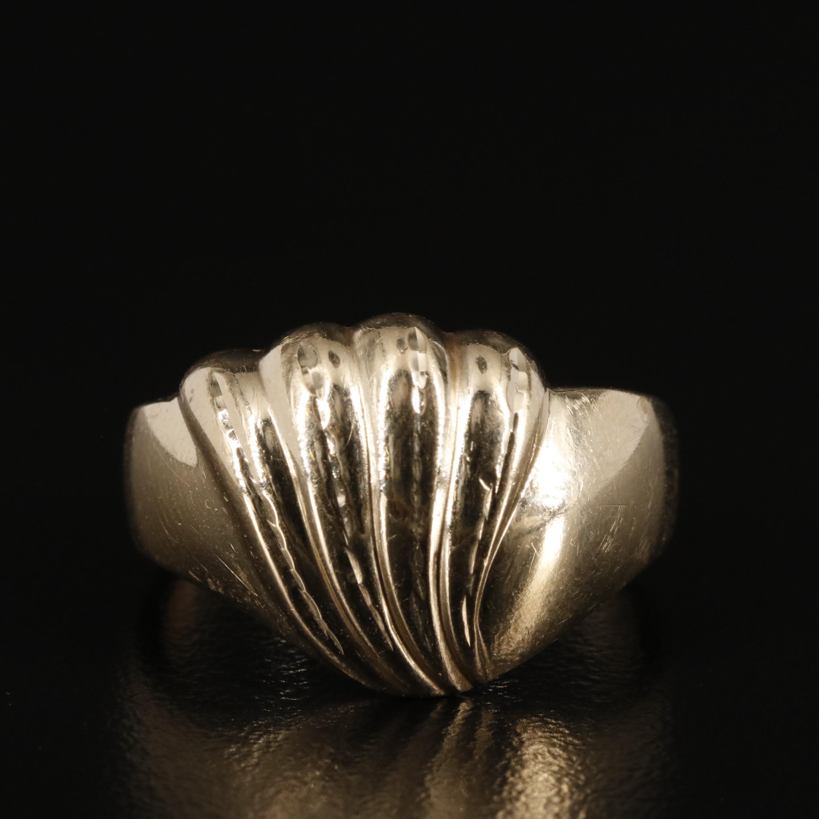 14K Shell Ring