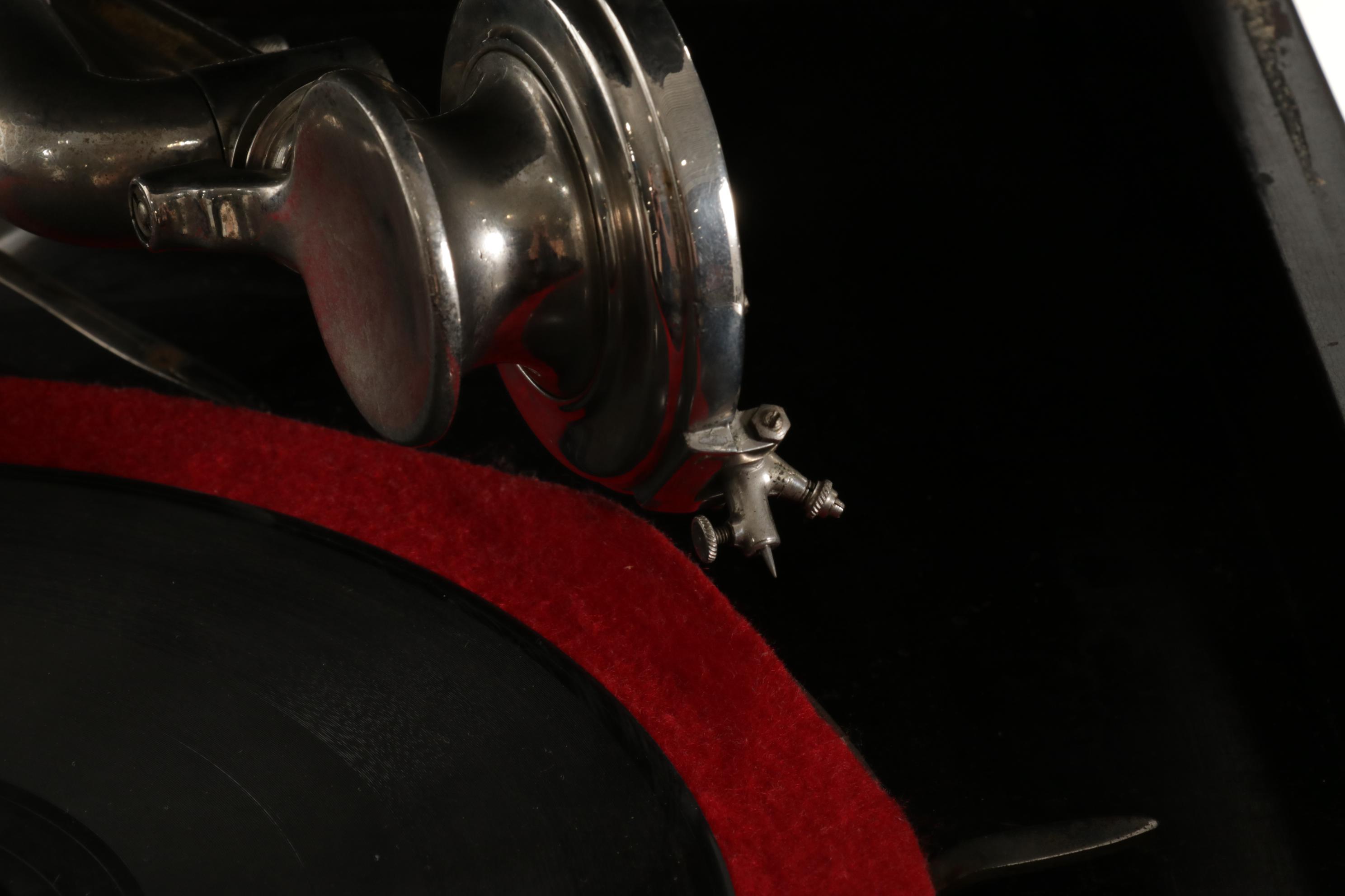 Brunswick Model 7 Floor Cabinet Phonograph with 78 RPM Records