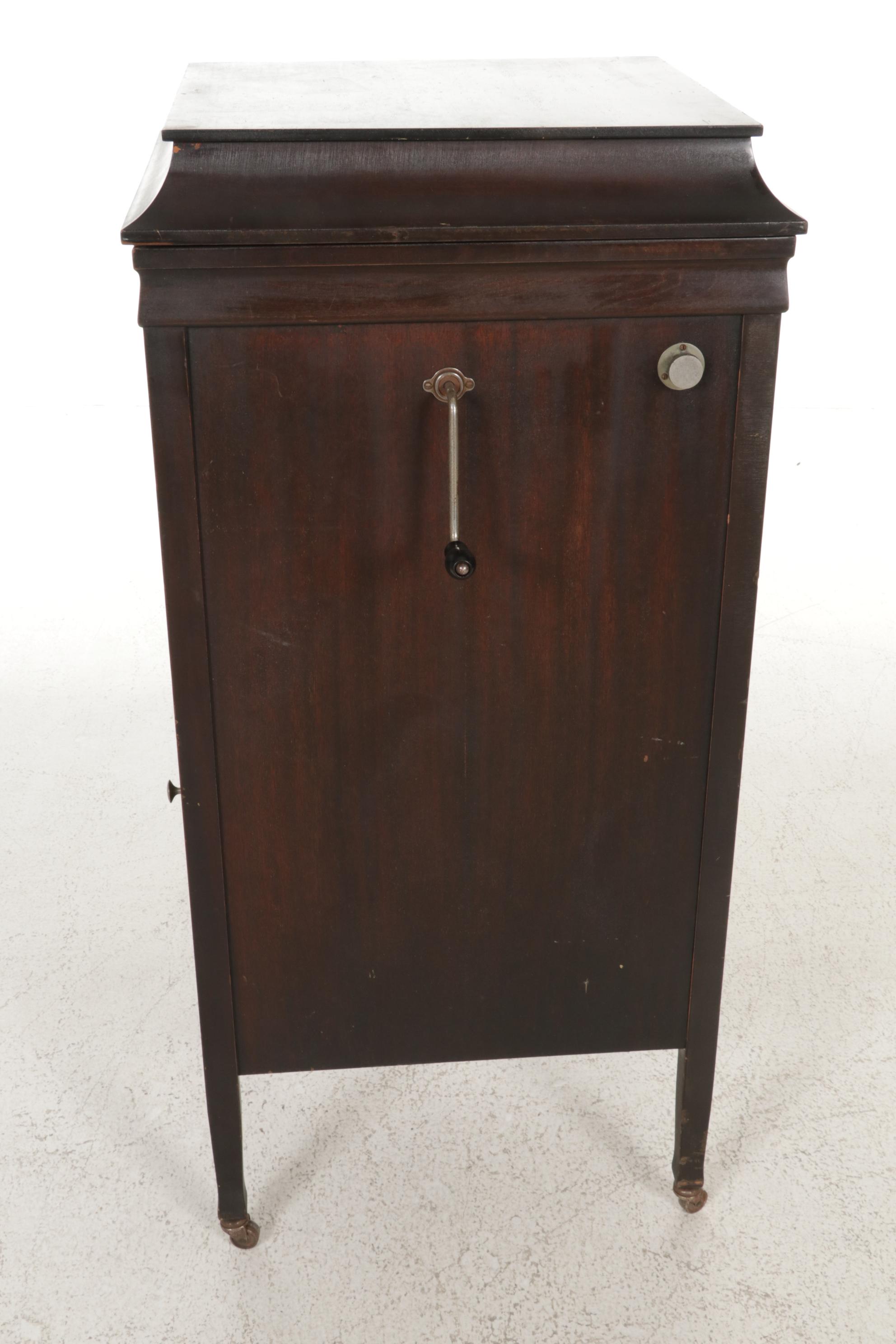 Brunswick Model 7 Floor Cabinet Phonograph with 78 RPM Records