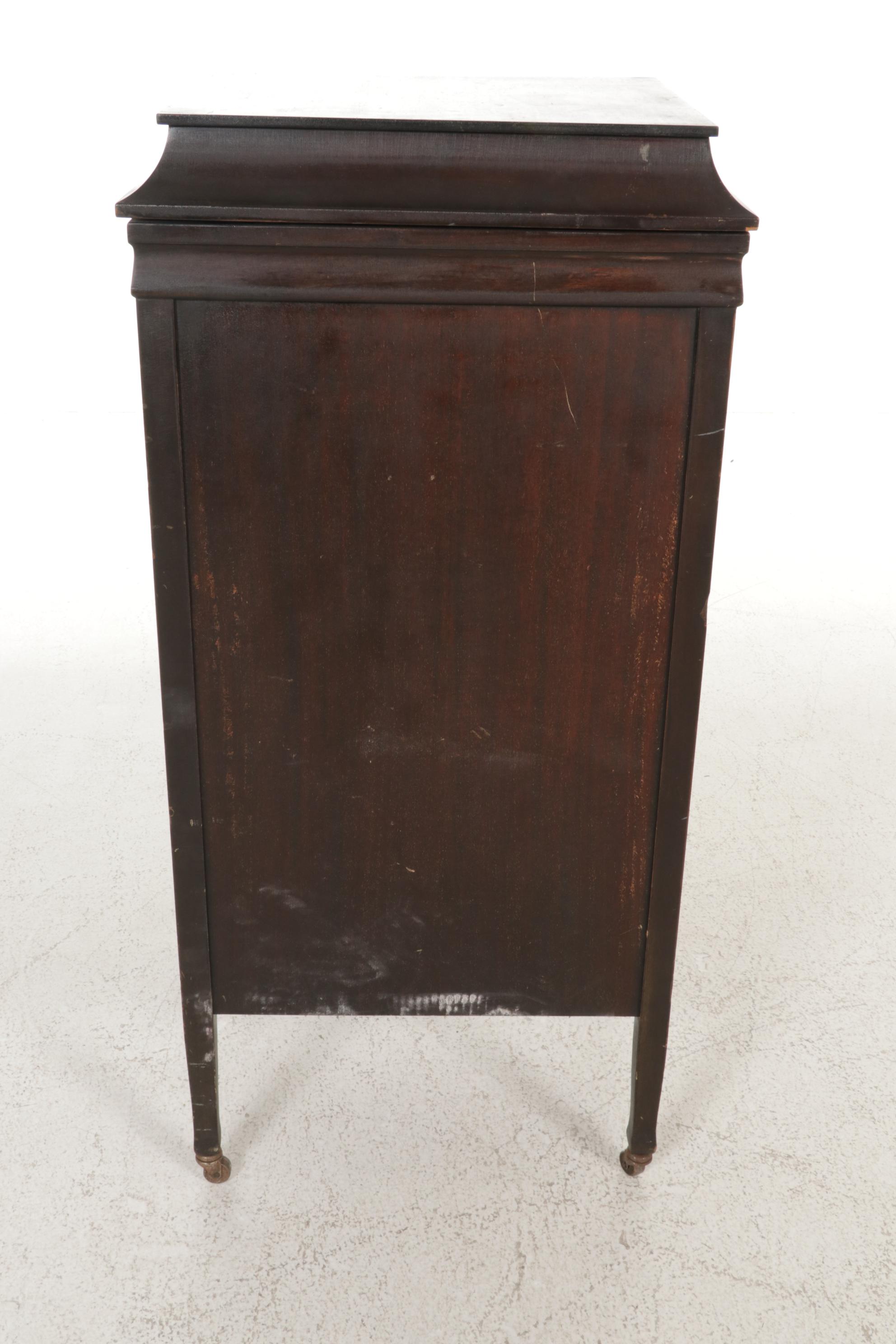 Brunswick Model 7 Floor Cabinet Phonograph with 78 RPM Records