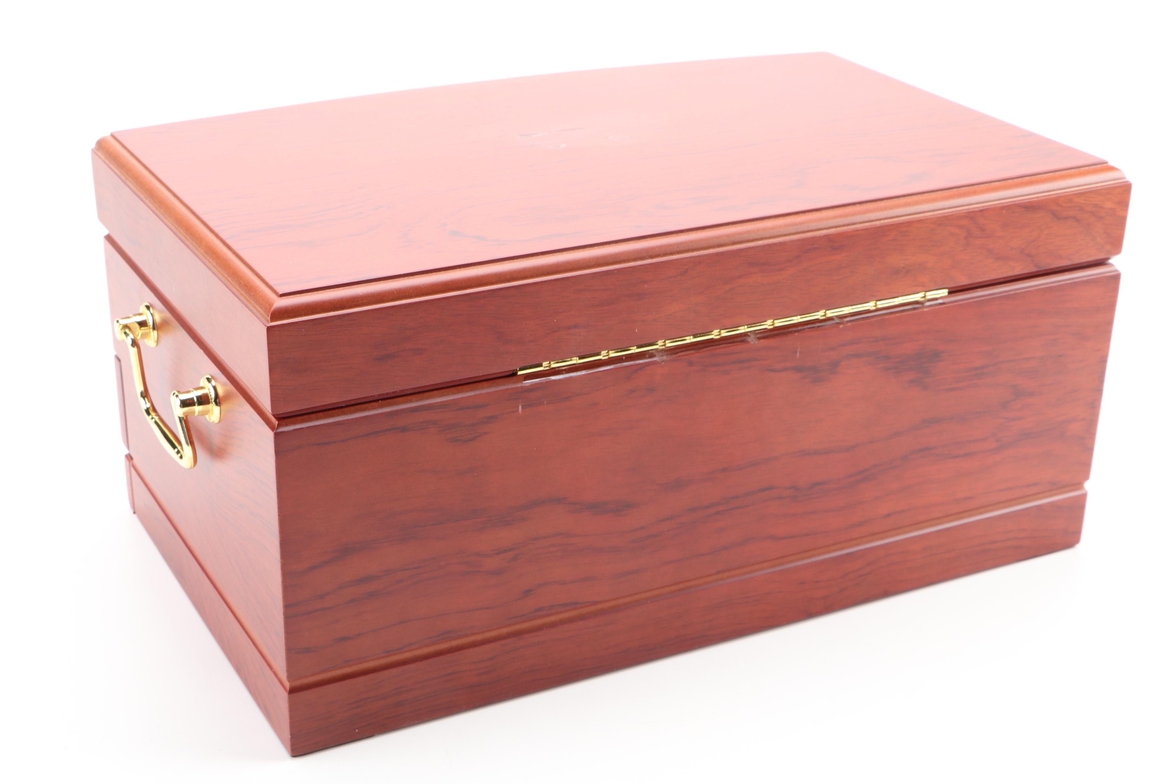 Jere Mahogany Finish Luxury Locking Jewelry Box