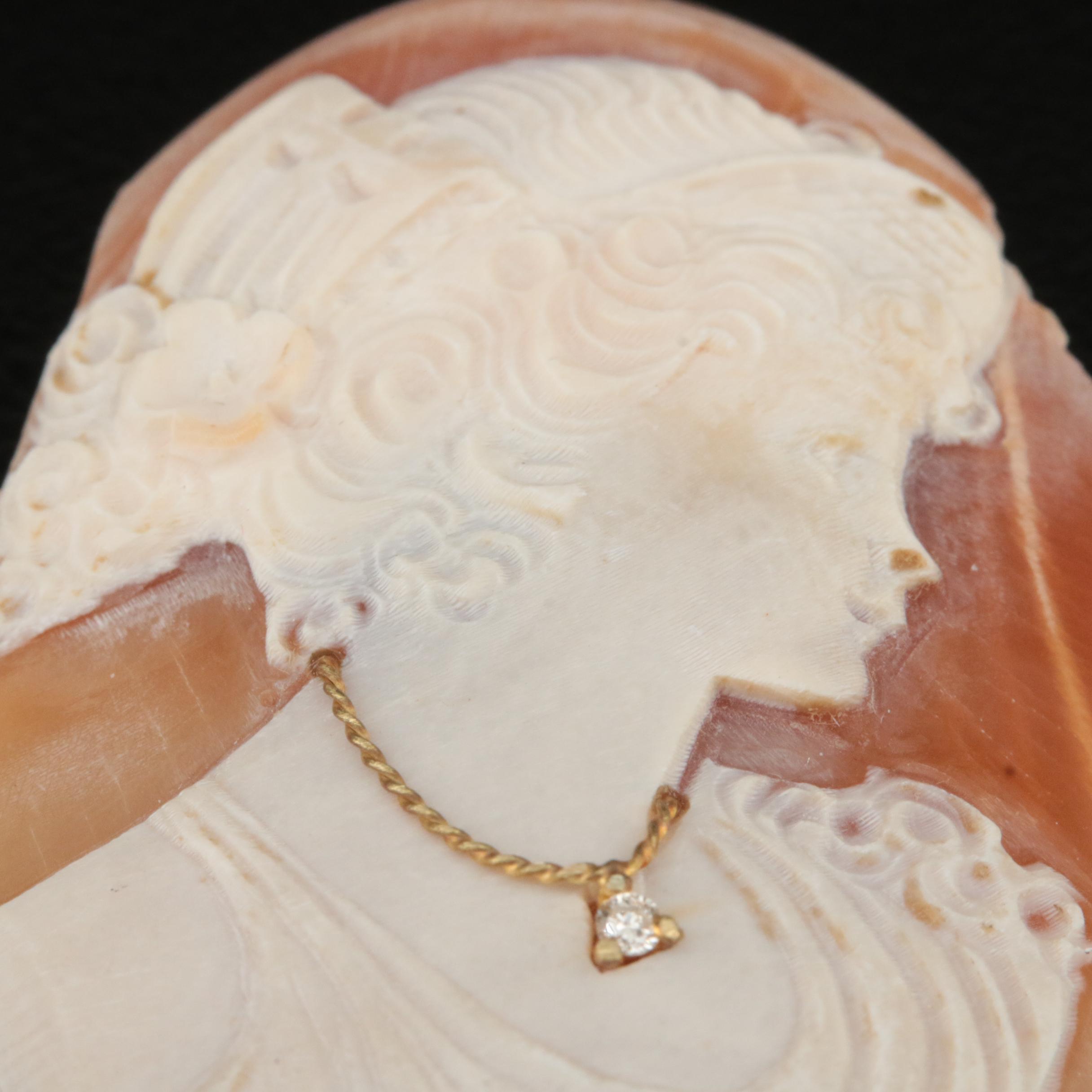 Loose 14K Shell and Diamond Cameo Habillé