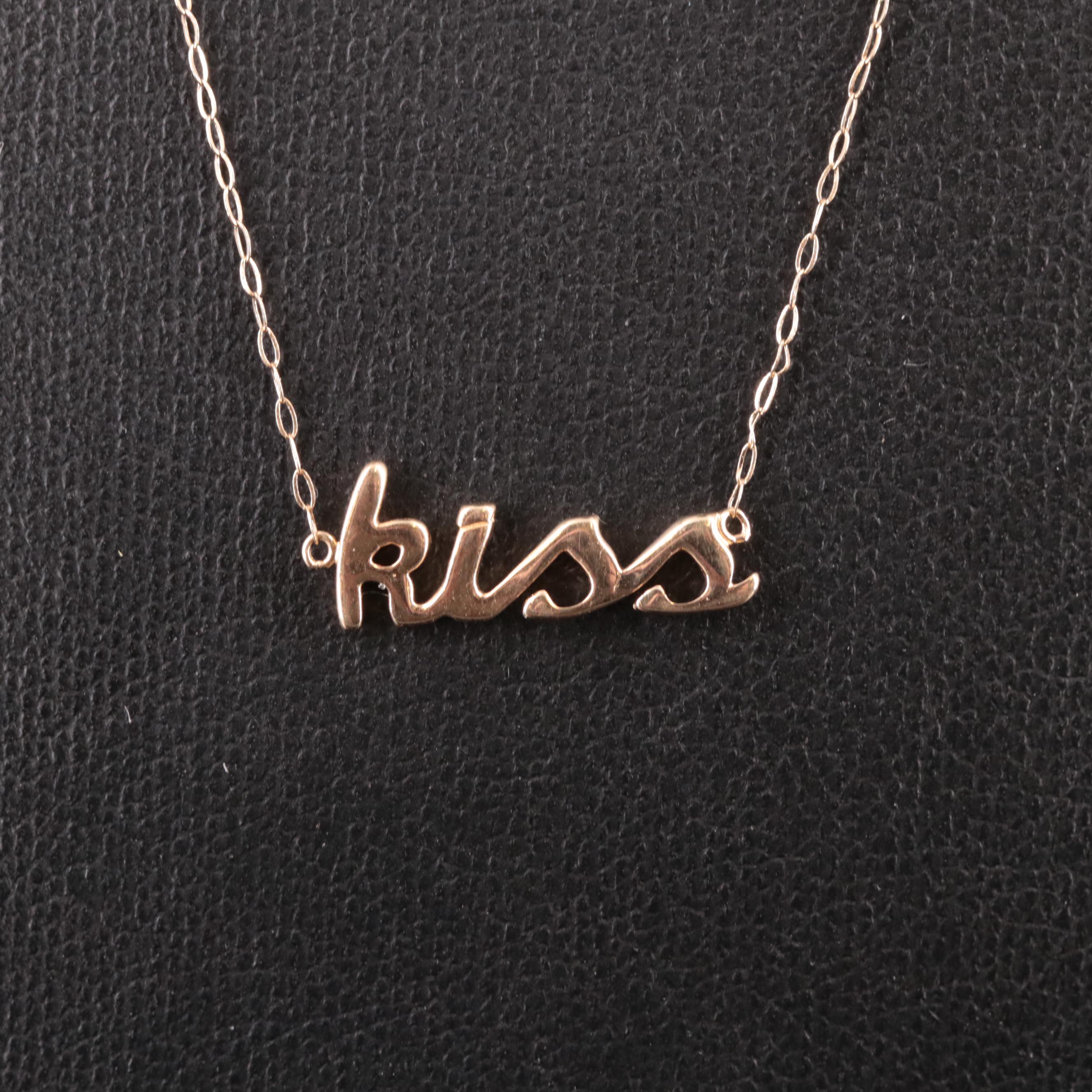 14K Kiss Necklace