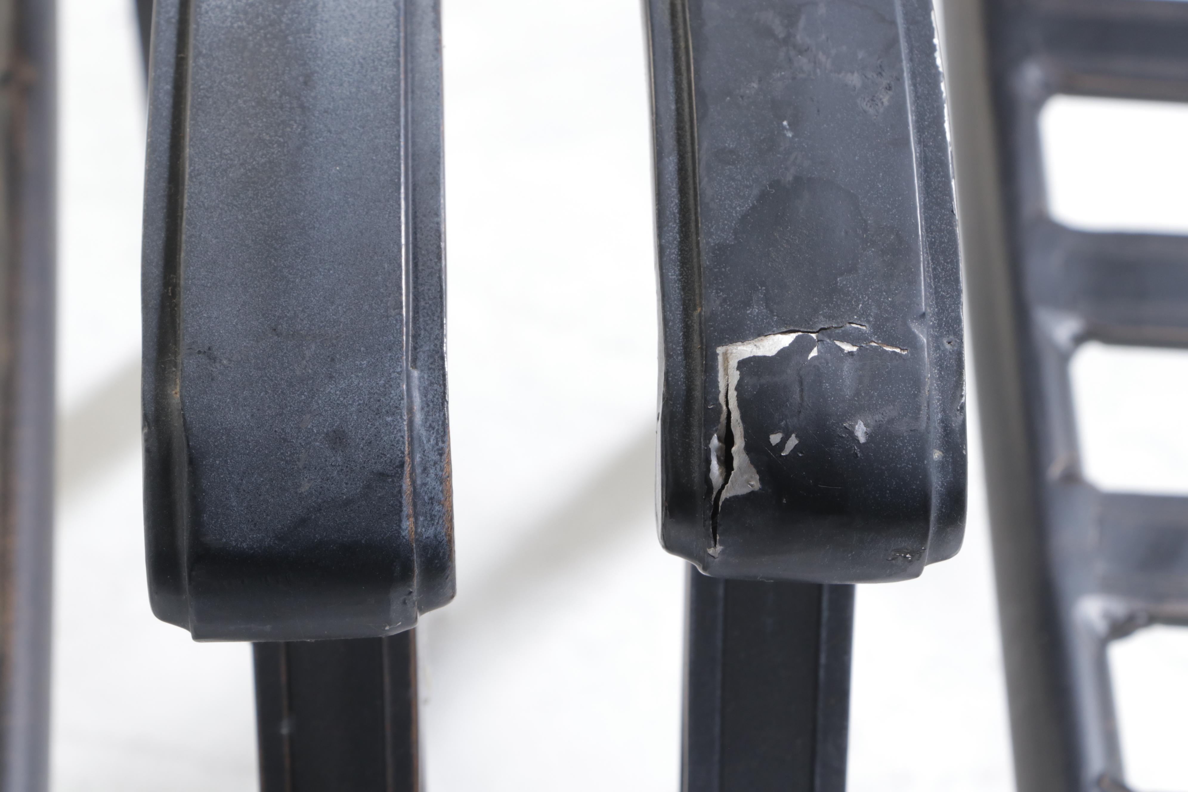 Cast Aluminum PAtio Dining Table With Six Chairs