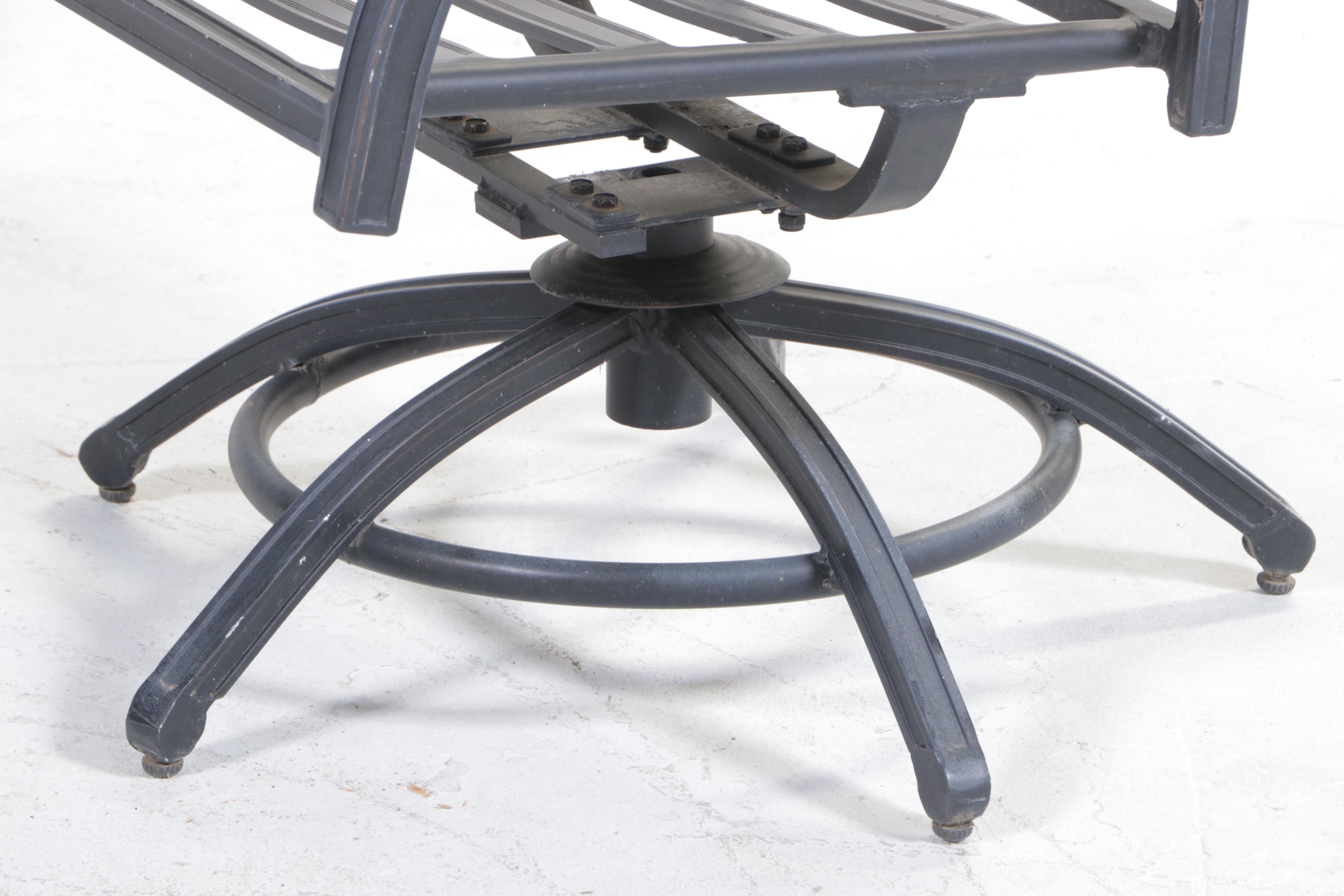 Cast Aluminum PAtio Dining Table With Six Chairs