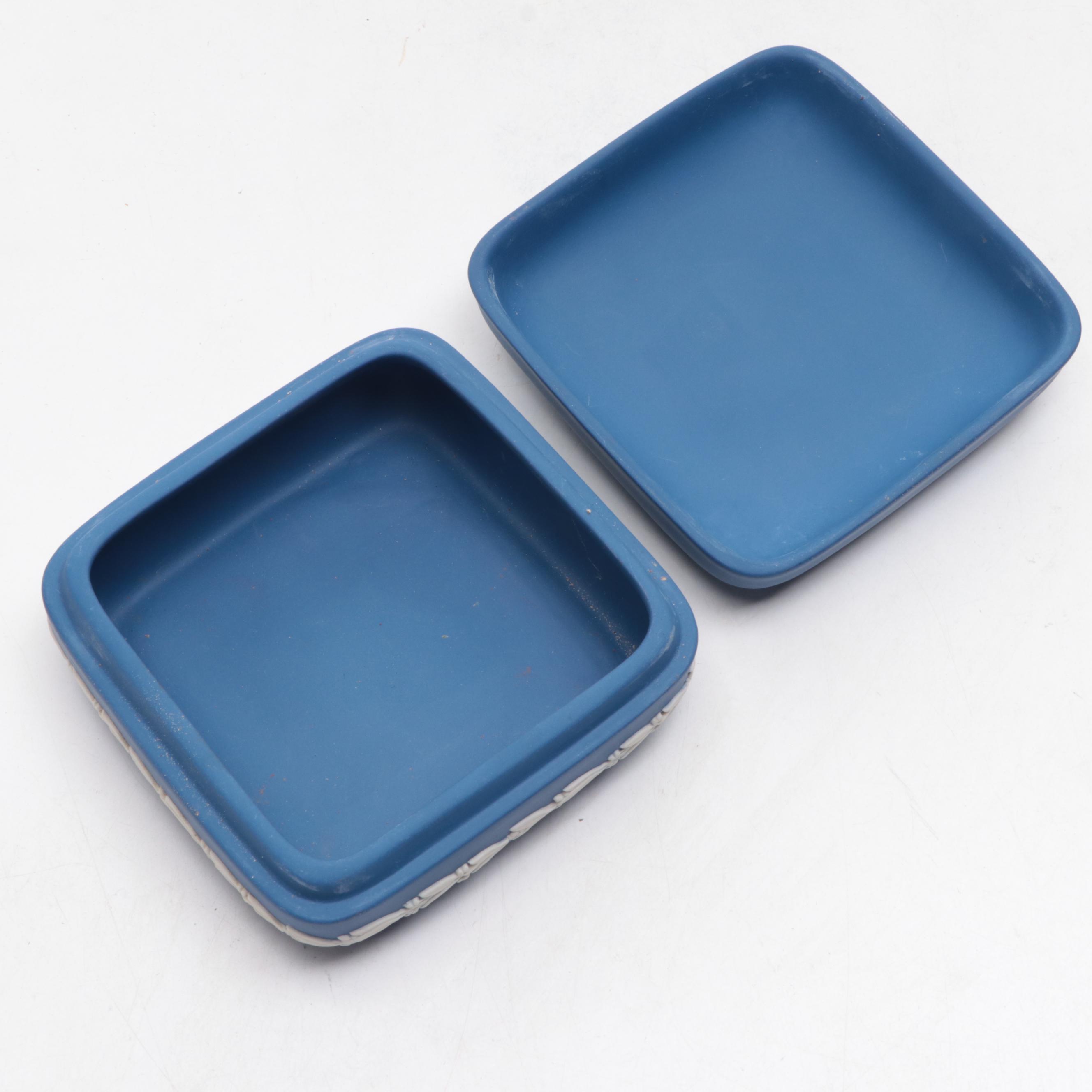 Crown Devon Tobacco Jar with Fox Hunt Scene and Wedgwood Silver Jubilee Box