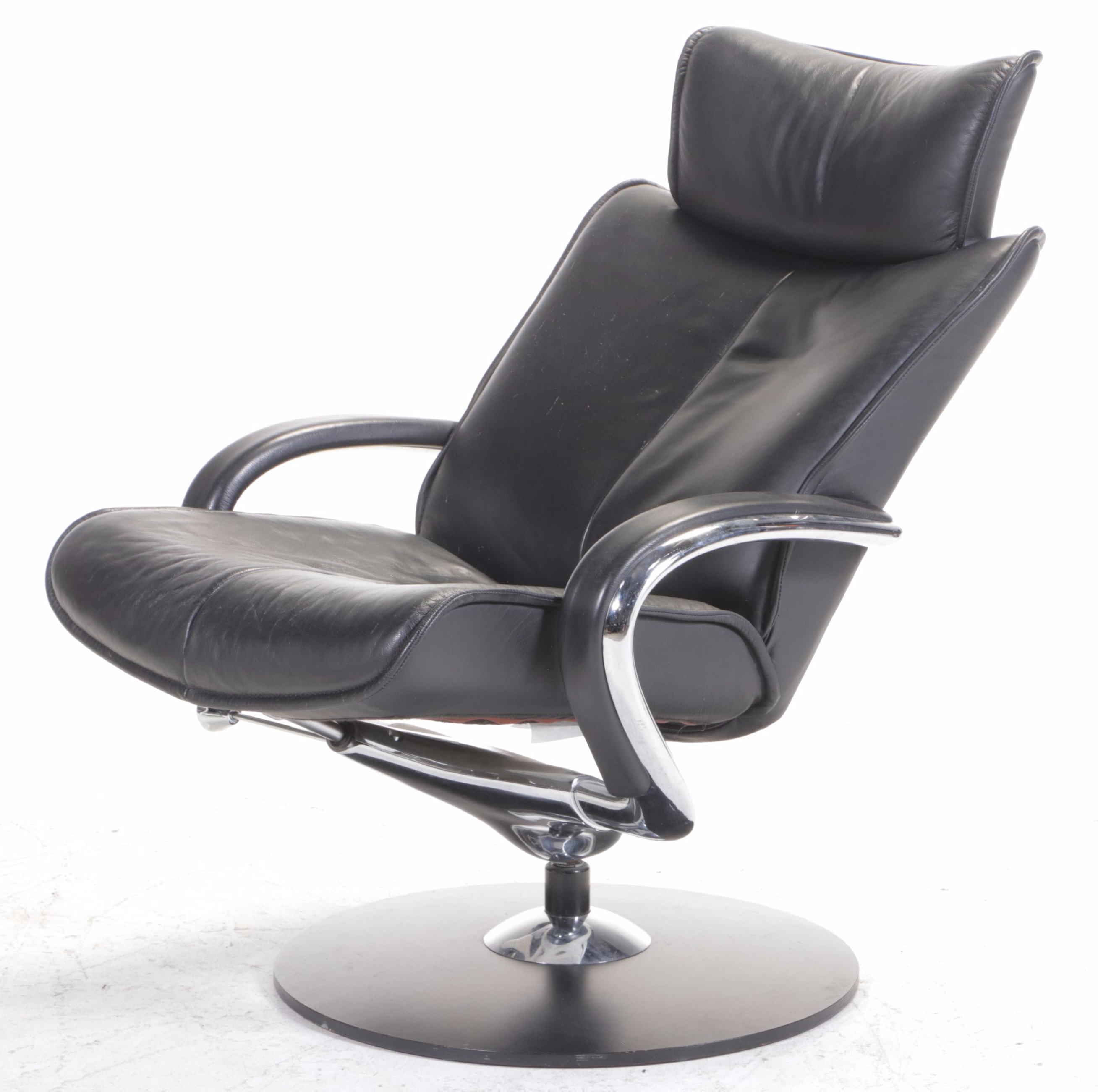 Hjellegjerde Møbler Fjords Ona Black Leather and Chrome Lounge Chair and Ottoman