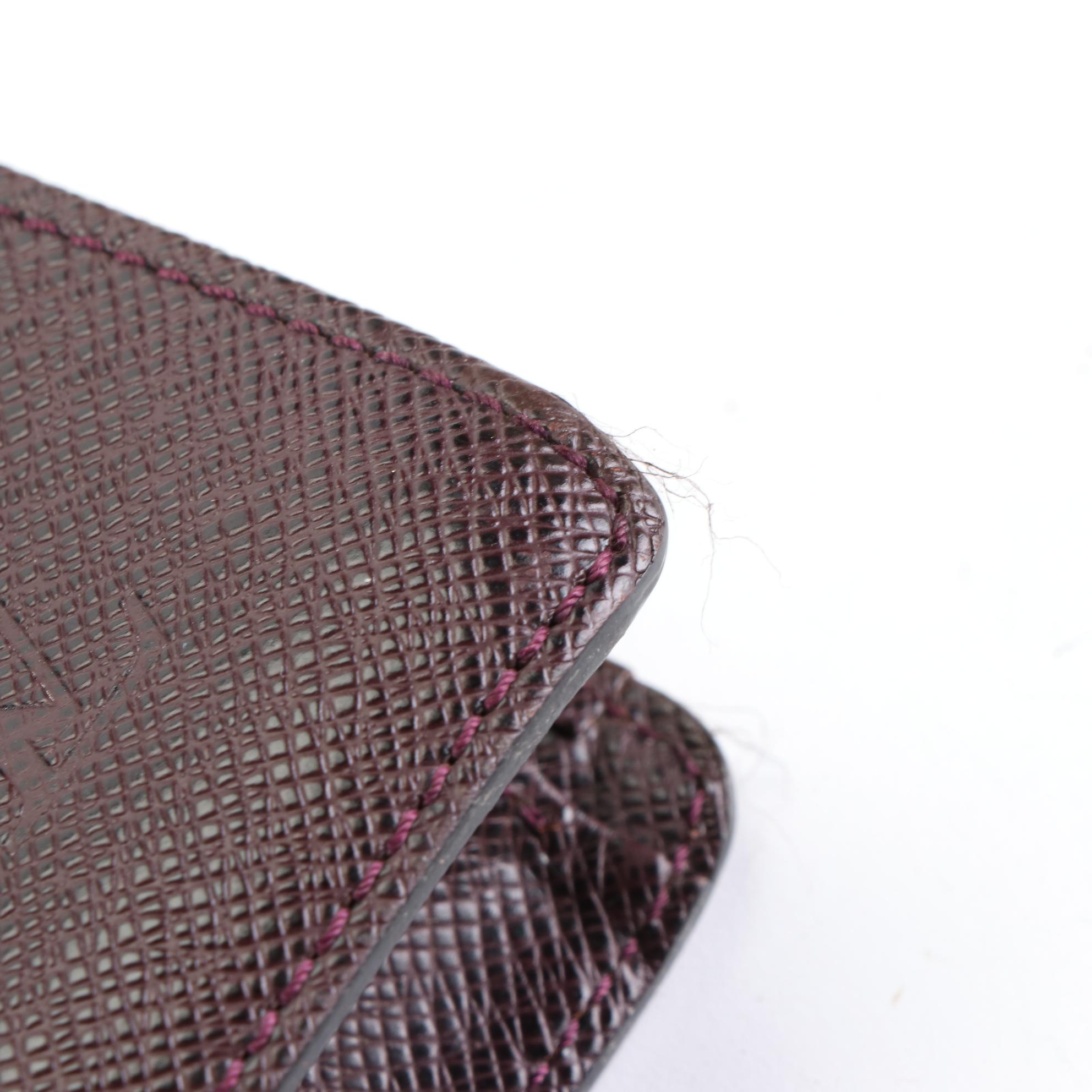 Louis Vuitton Robusto One Compartment Briefcase in Taïga Leather