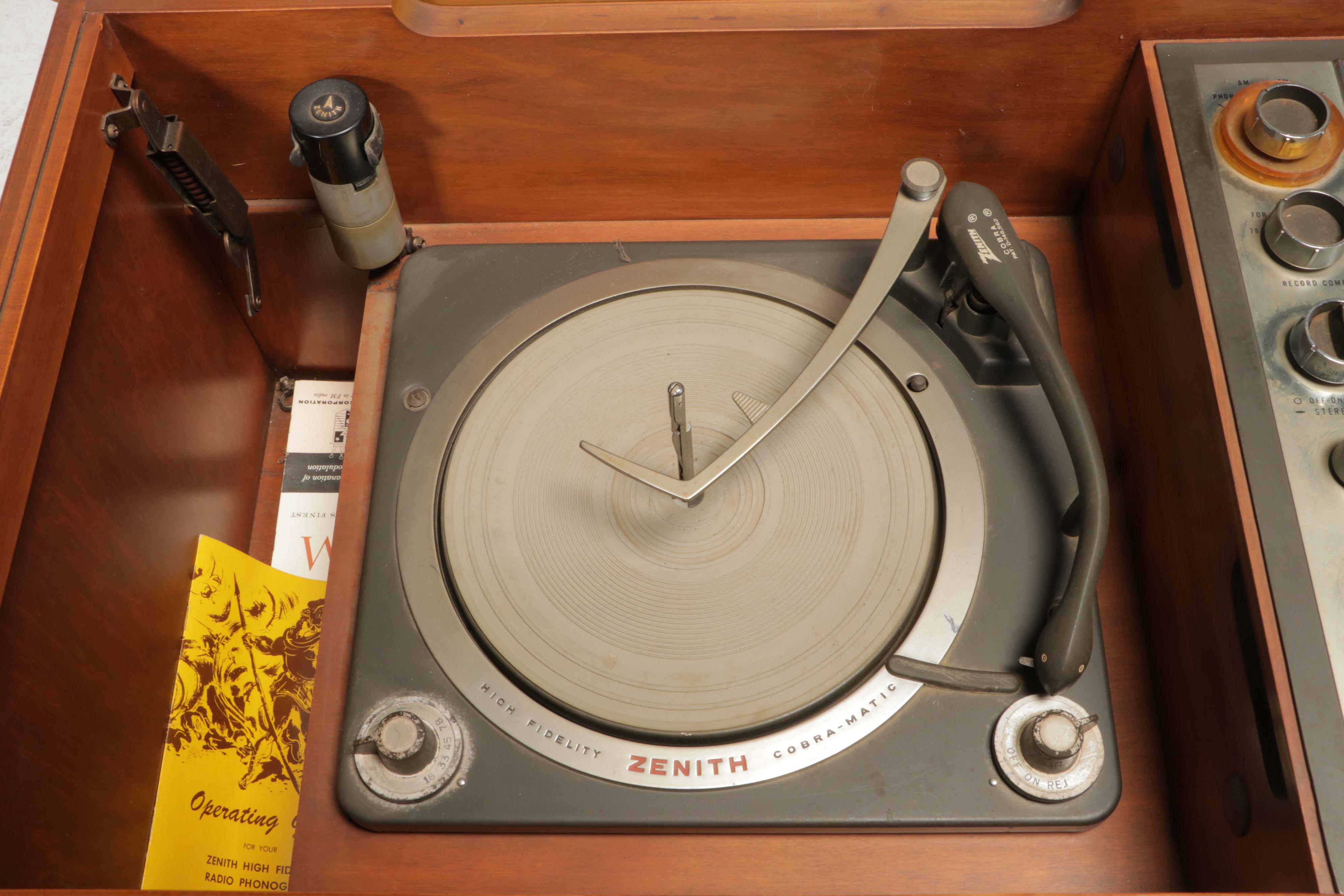 Zenith Stereophonic Hi-Fi Radio Phonograph and Speaker Cabinet, Mid-20th C