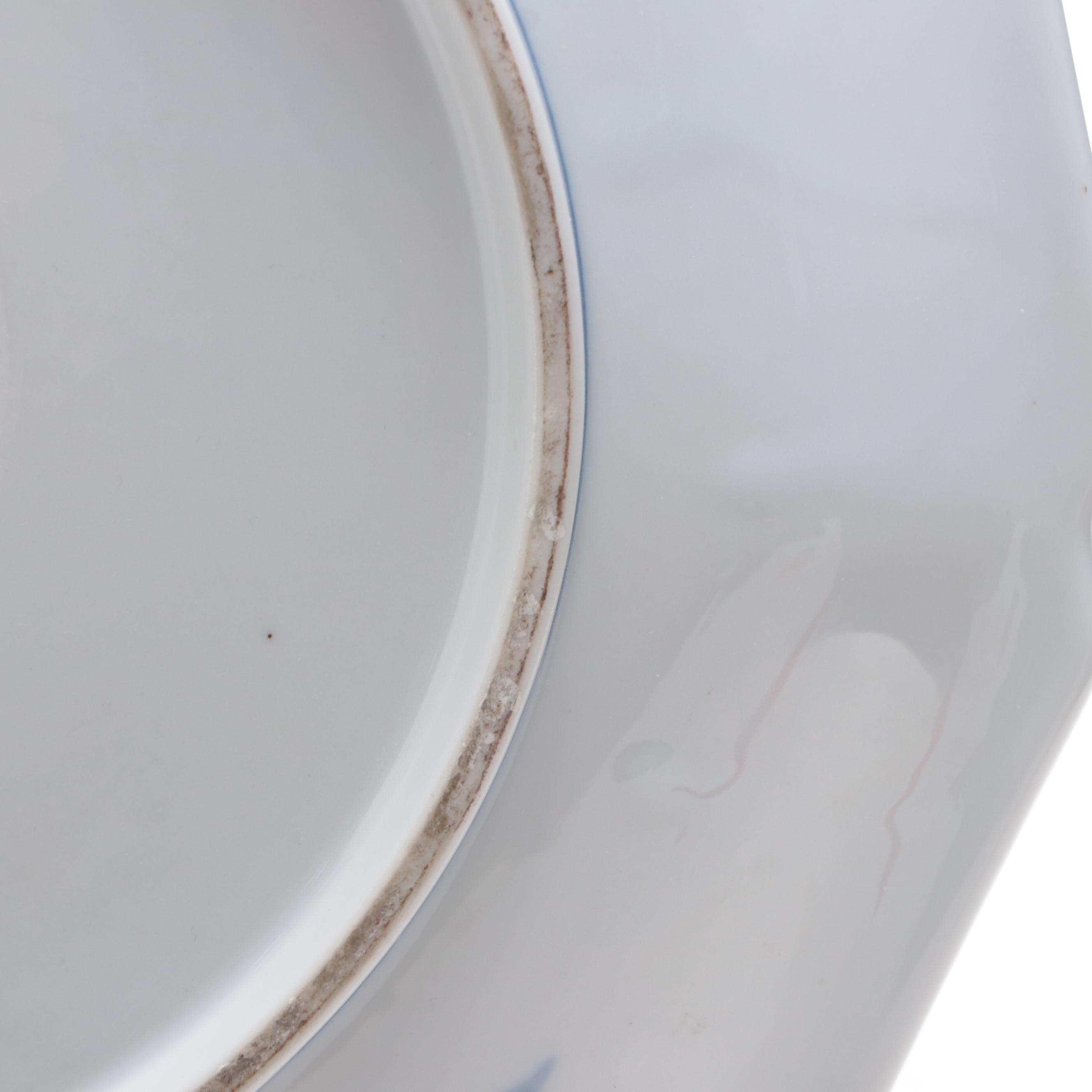 Chinese Blue and White Porcelain Dragon and Phoenix Dish