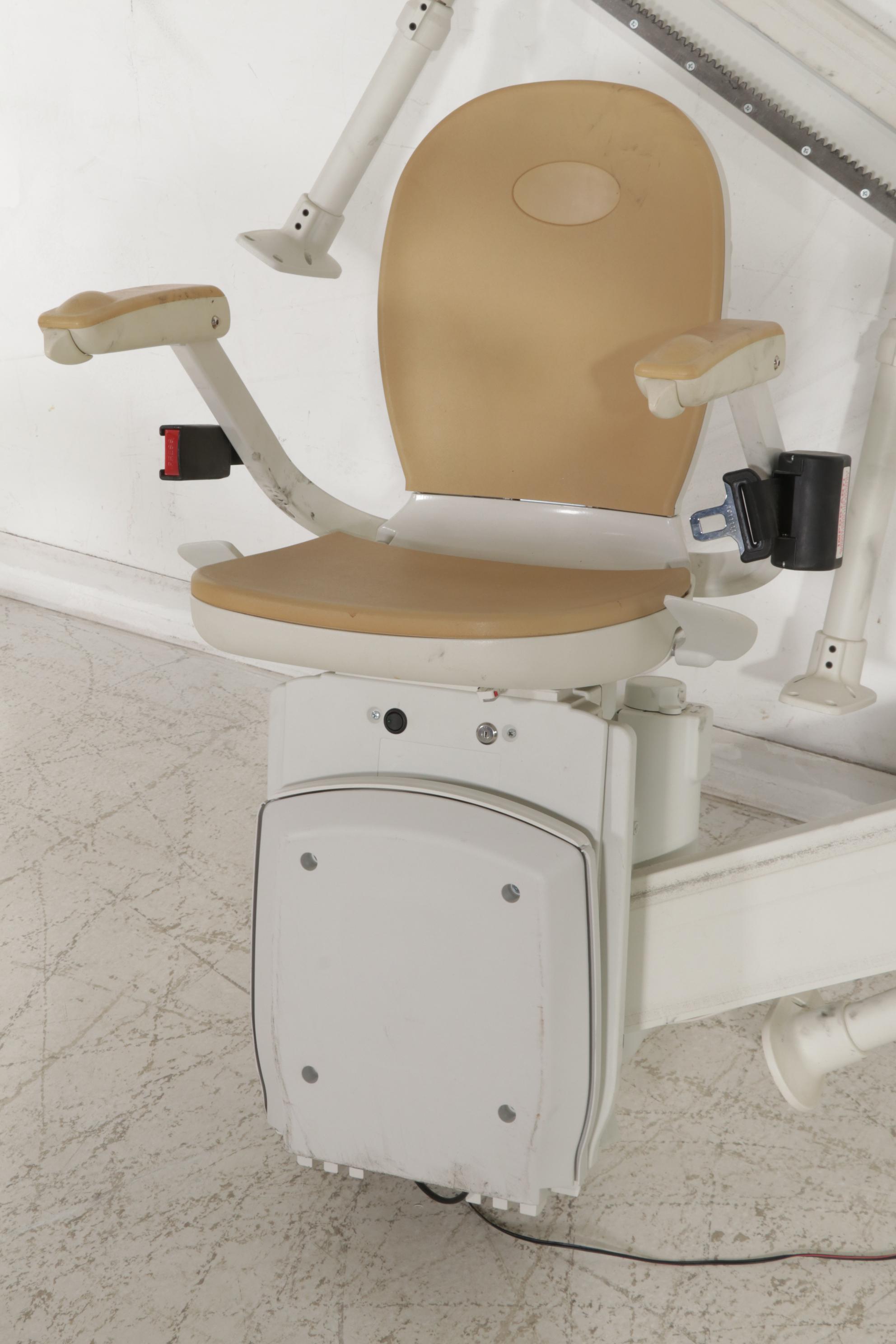 Acorn Curve 180 Stairlift