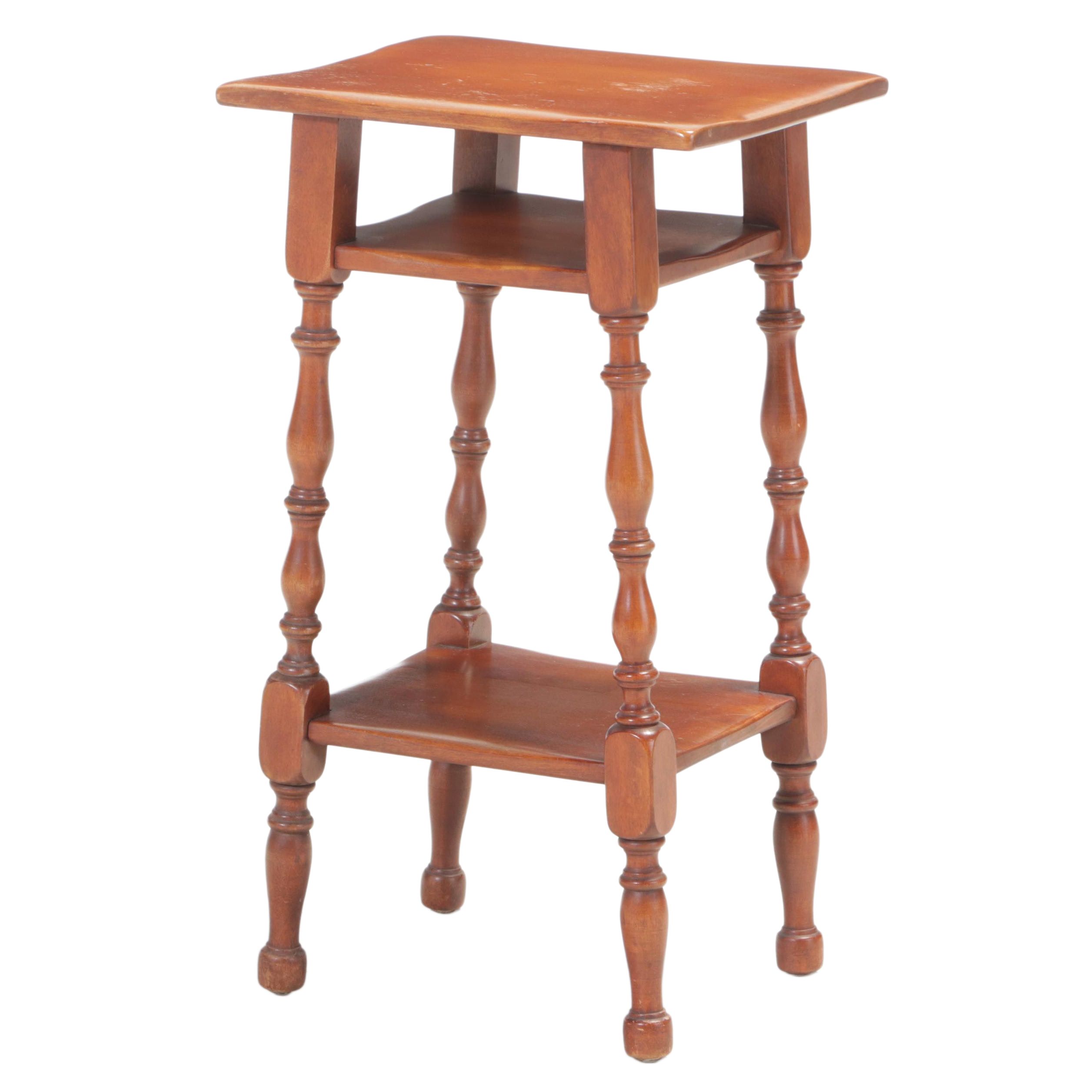 Cushman "Colonial Creation" Maple Side Table, 20th Century