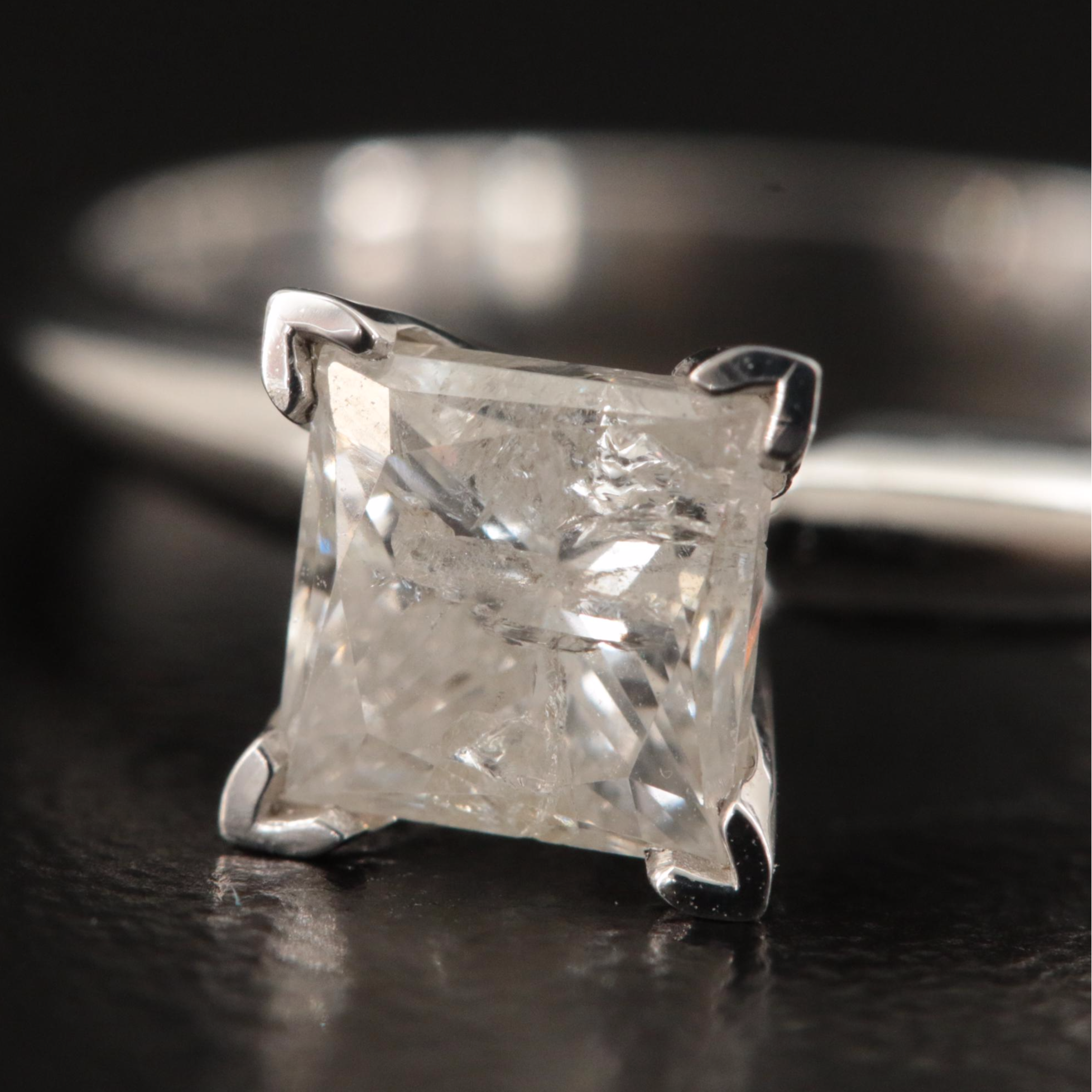 10K 1.00 CT Diamond Solitaire Ring