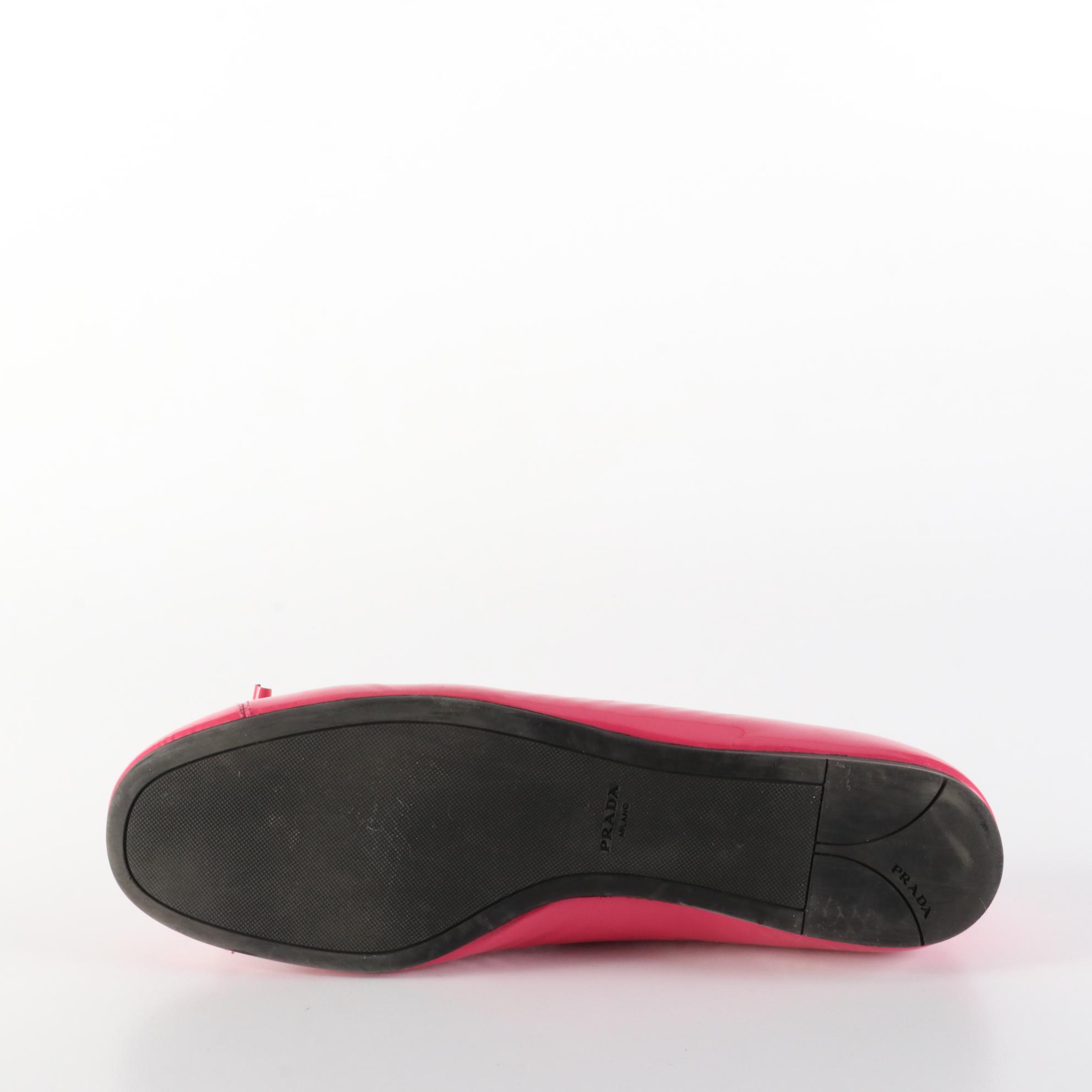 Prada Flats in Pink Patent Leather with Bow