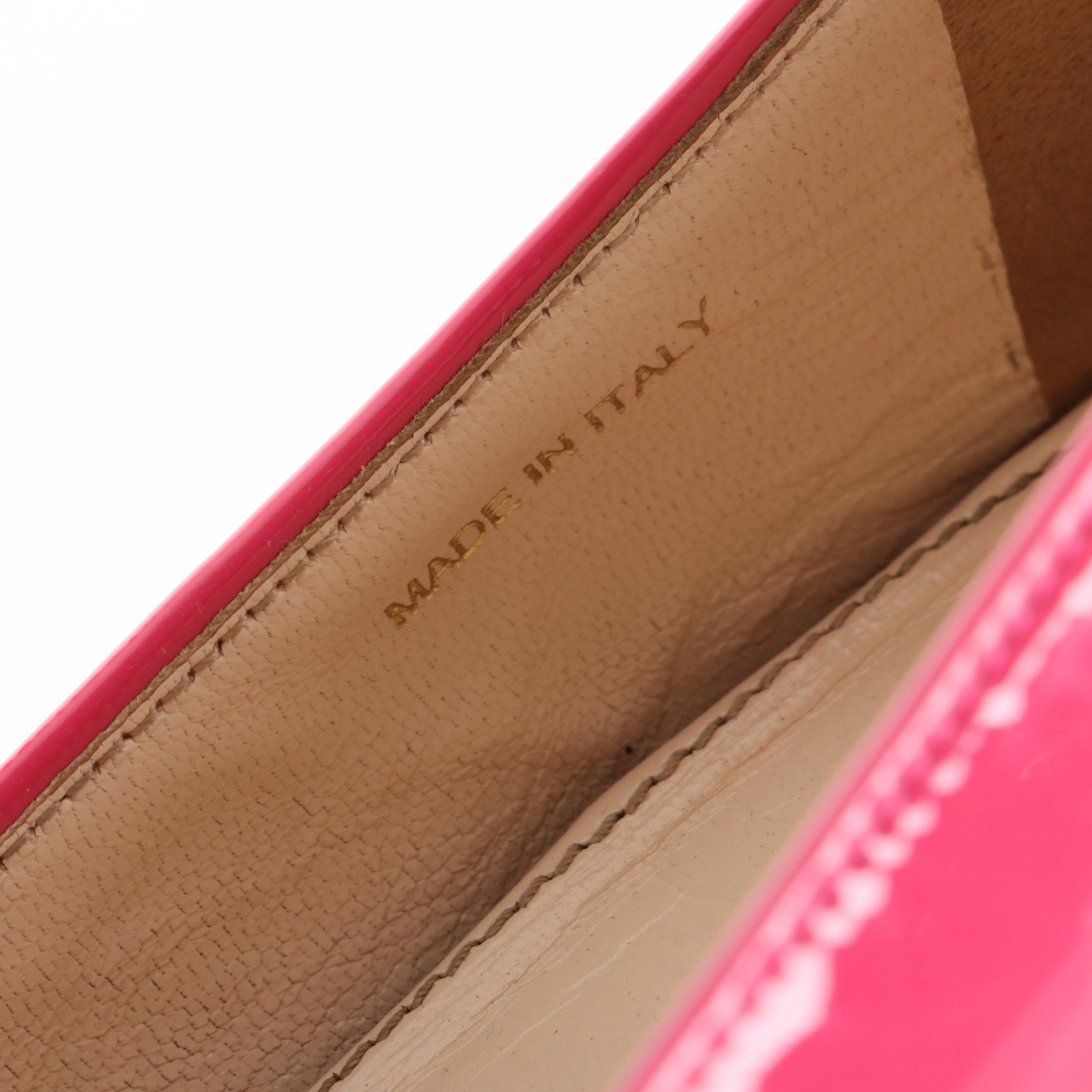 Prada Flats in Pink Patent Leather with Bow