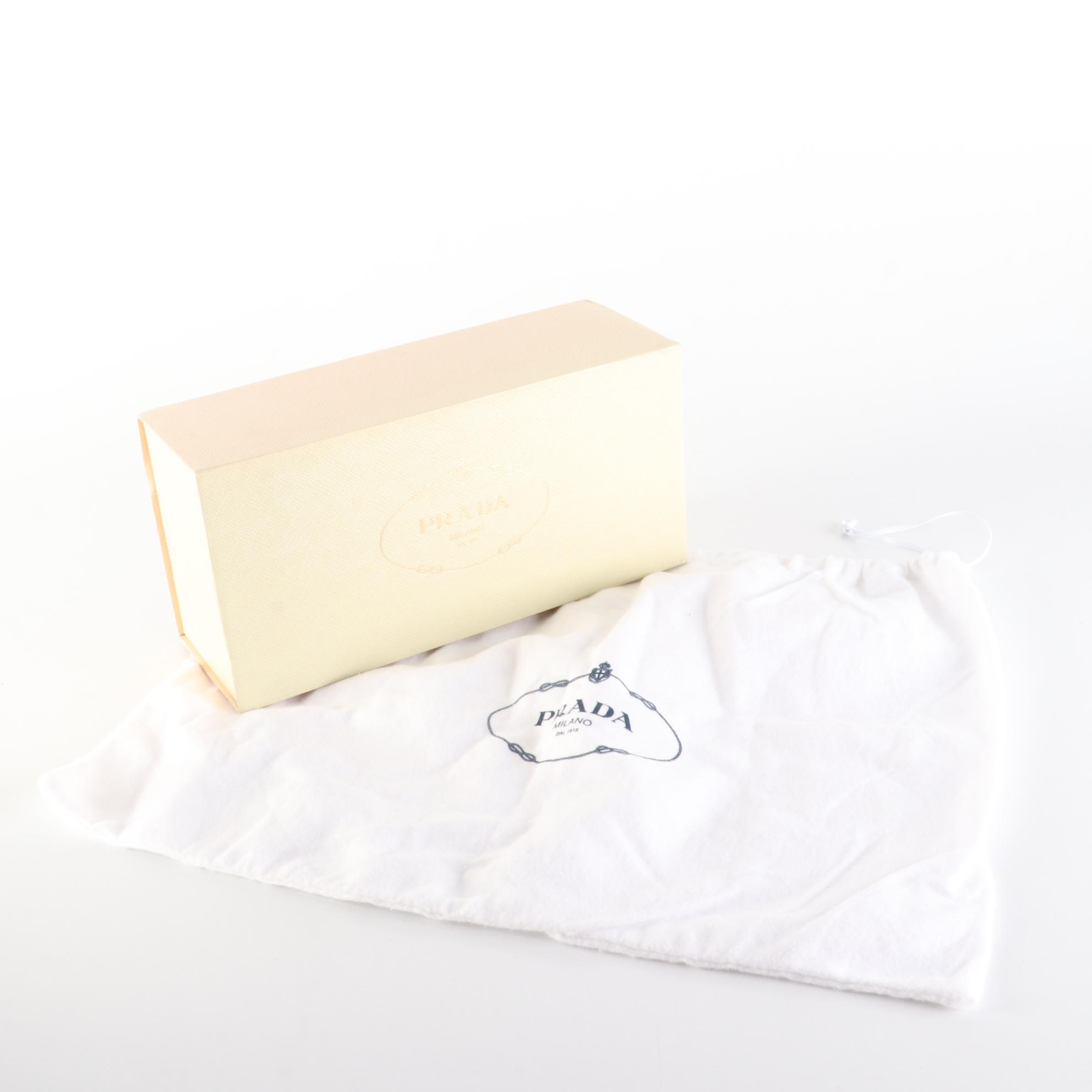 Prada Flats in Pink Patent Leather with Bow