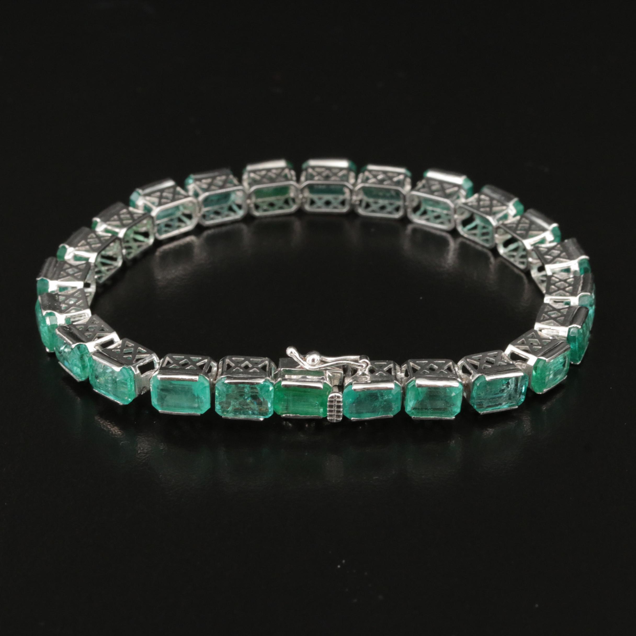 18K Gold 24.55 CTW Emerald Bracelet