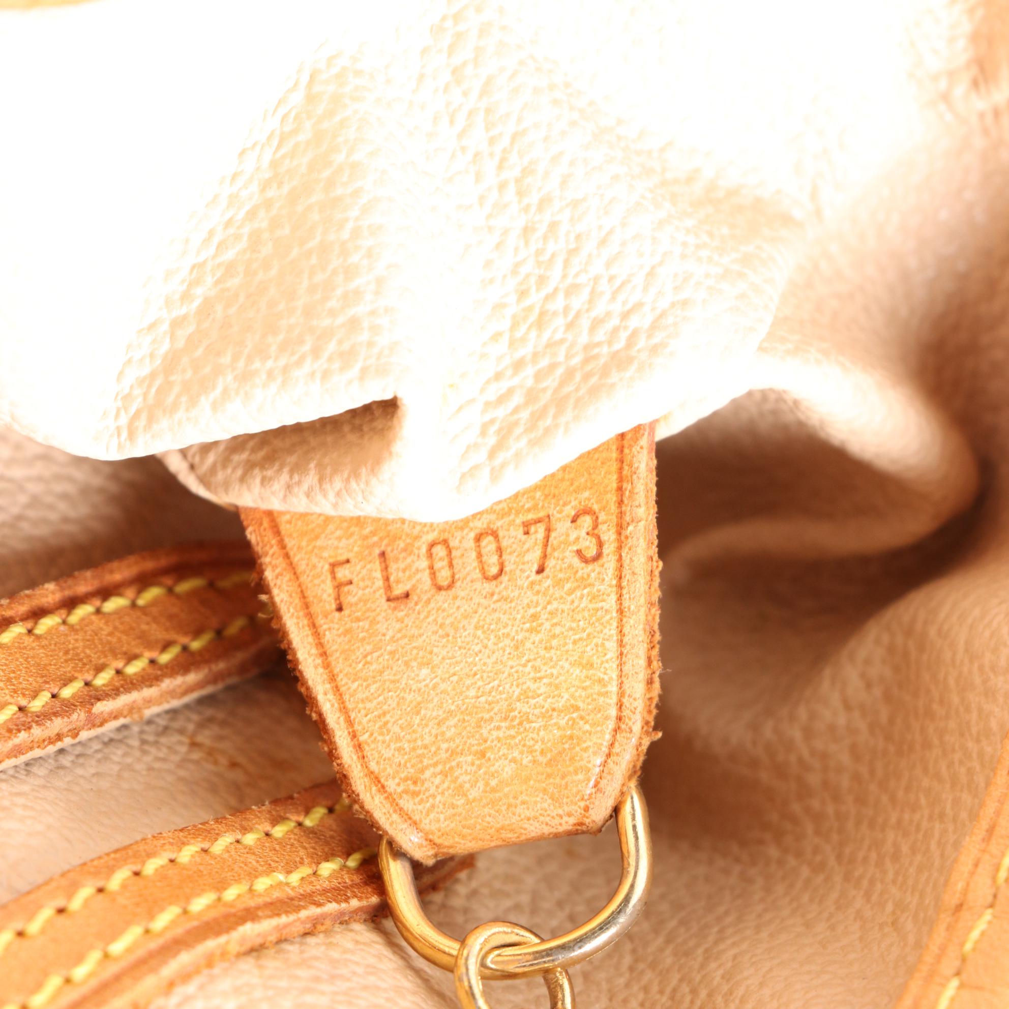 Louis Vuitton Bucket Bag GM in Monogram Canvas and Vachetta Leather