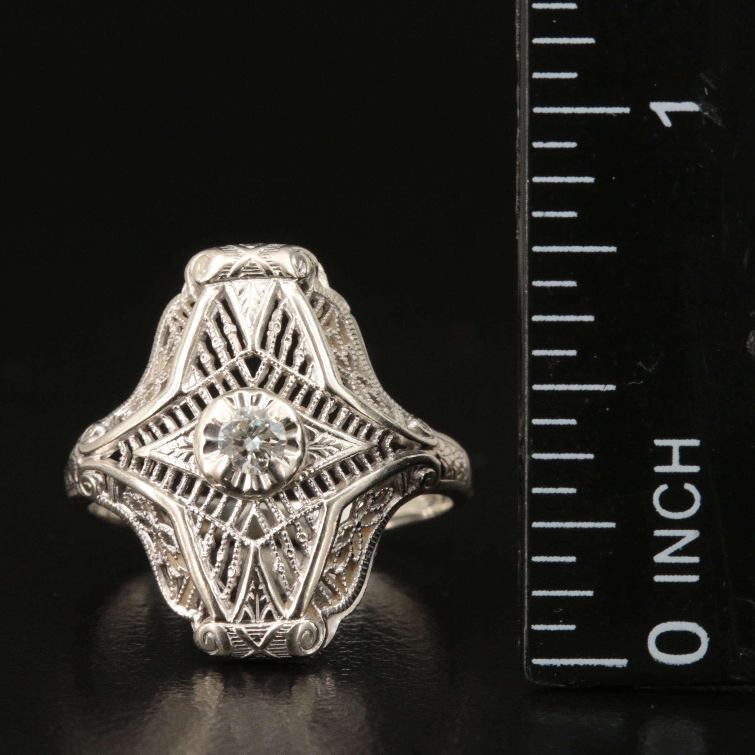 Vintage 14K 0.11 CT Diamond Ring