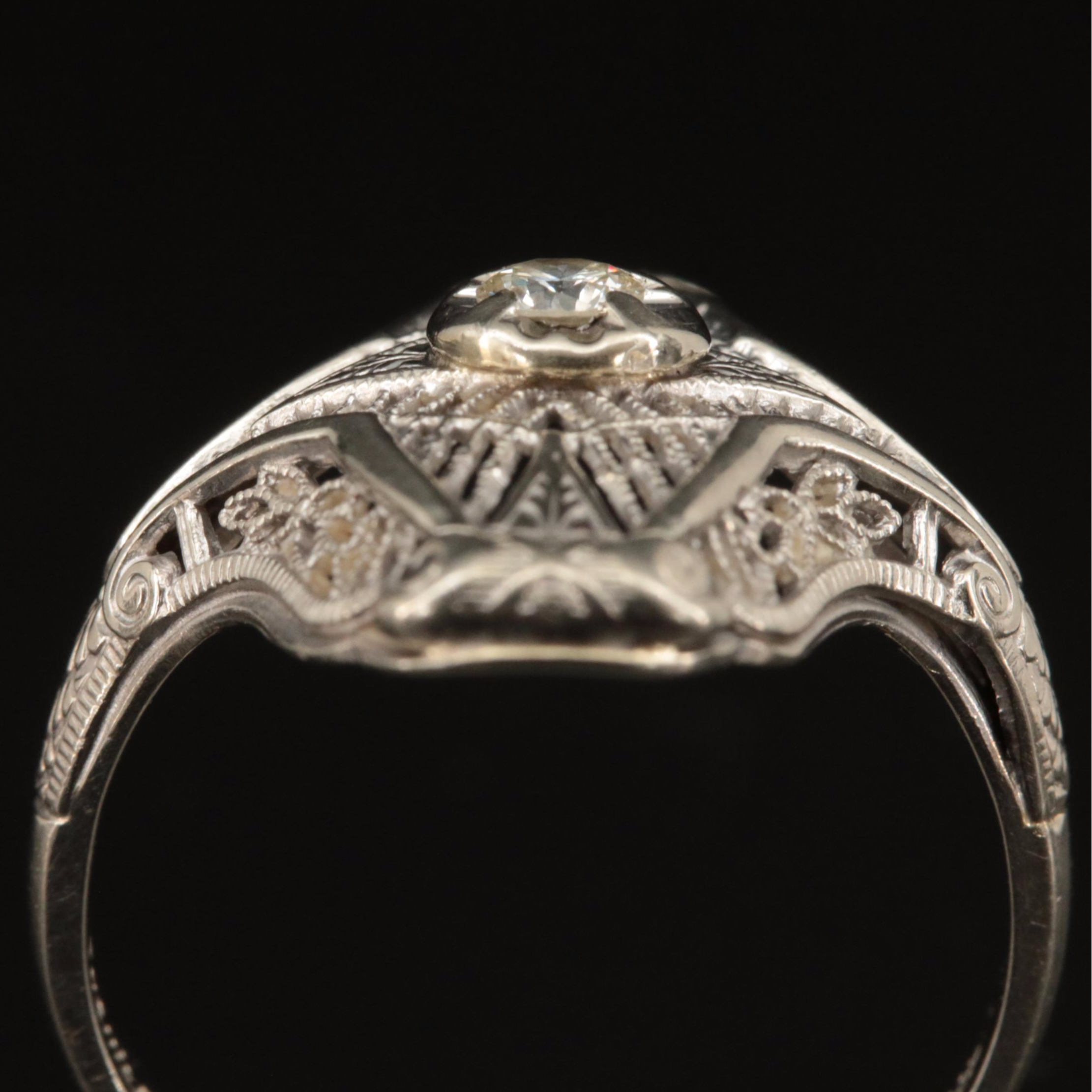 Vintage 14K 0.11 CT Diamond Ring