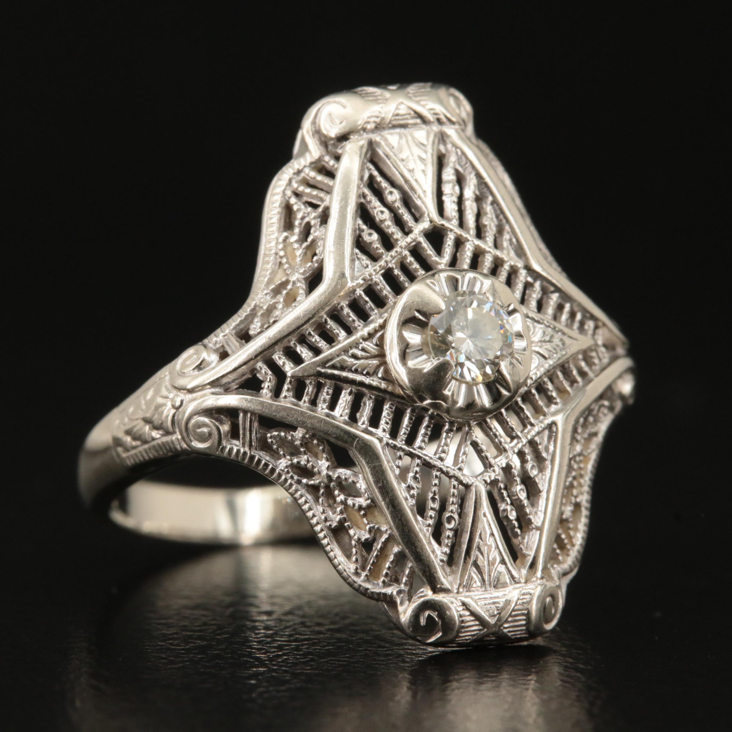 Vintage 14K 0.11 CT Diamond Ring