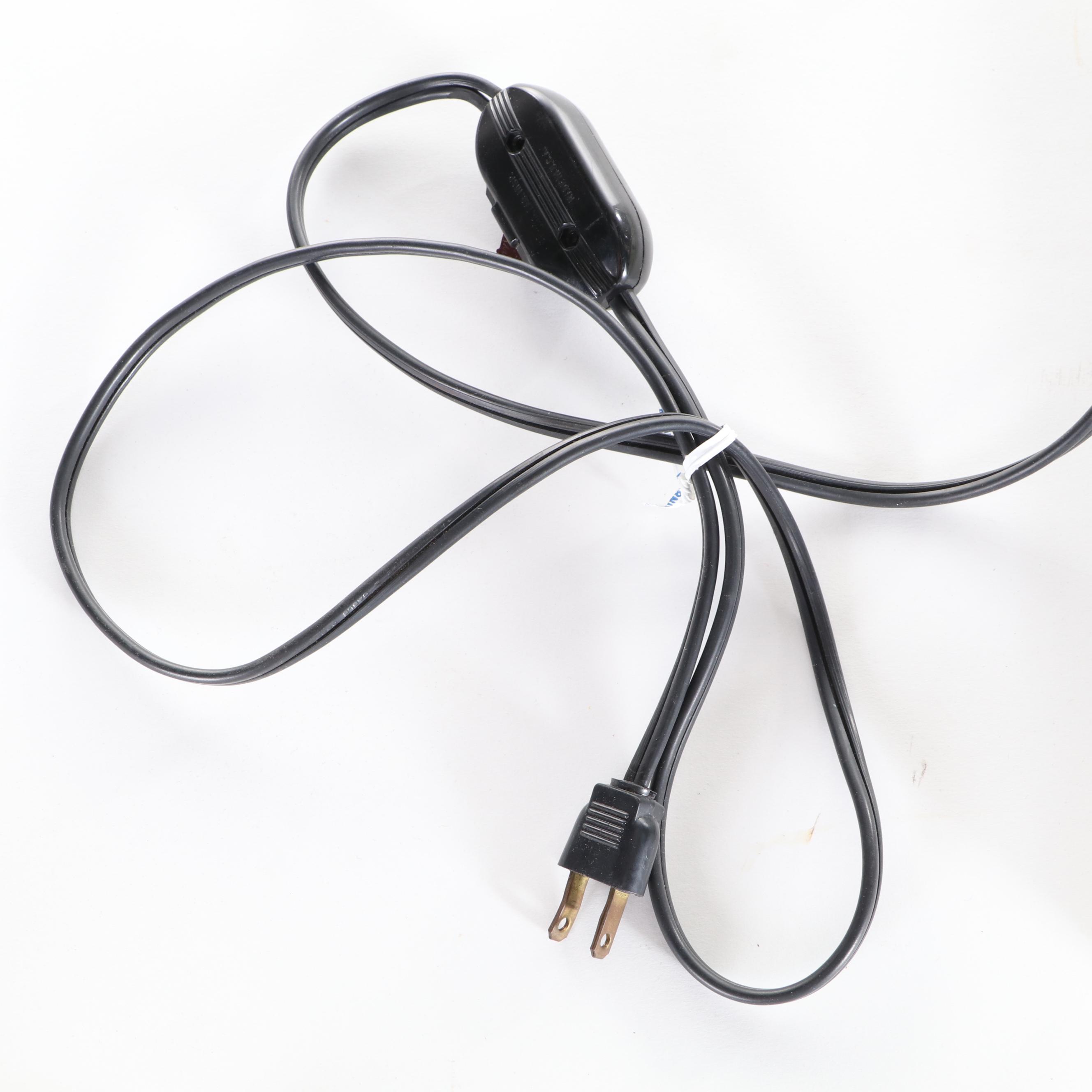 Tudor Electric Football Tabletop Board Game with 1971 Cincinnati NFL TV Program