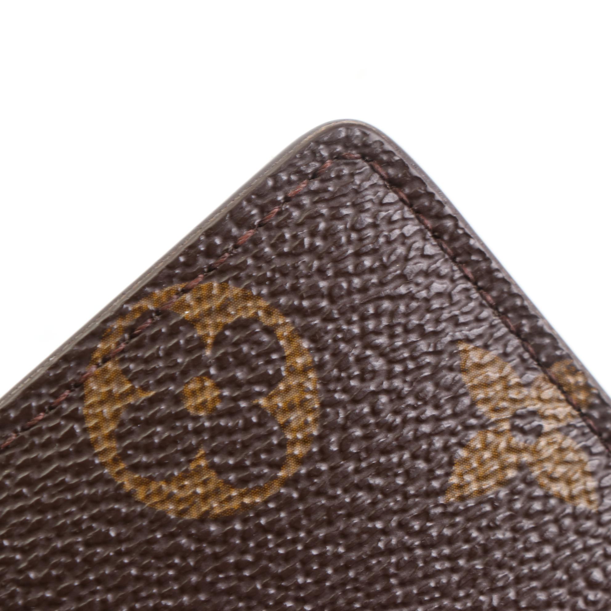 Louis Vuitton Porte Viennois Kiss Lock Coin Purse Wallet in Monogram Canvas