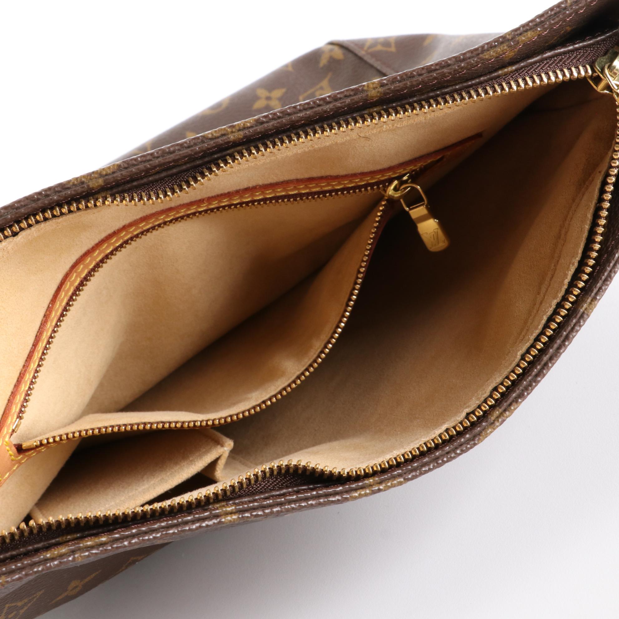 Louis Vuitton Looping GM in Monogram Canvas