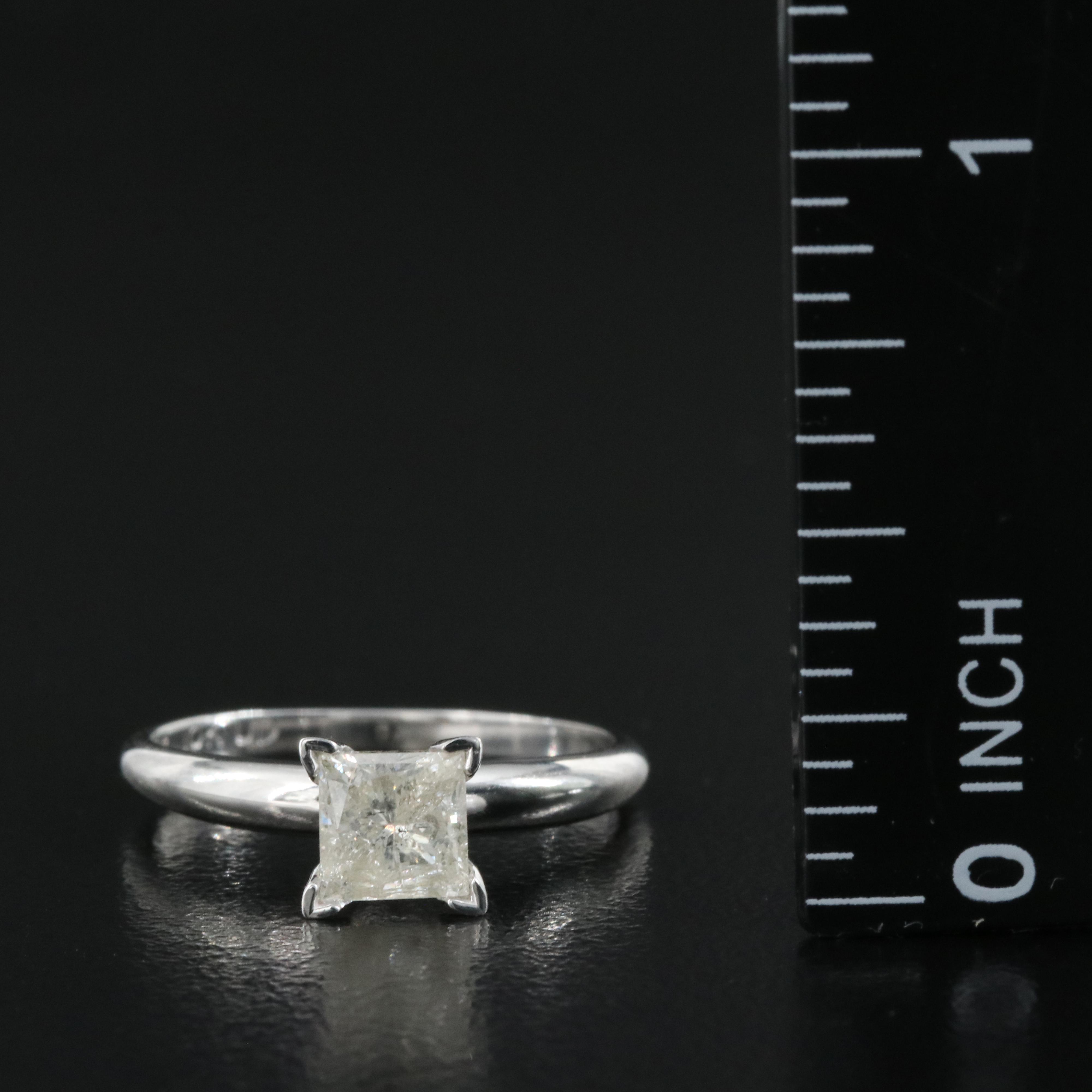 10K 0.97 CT Diamond Solitaire Ring