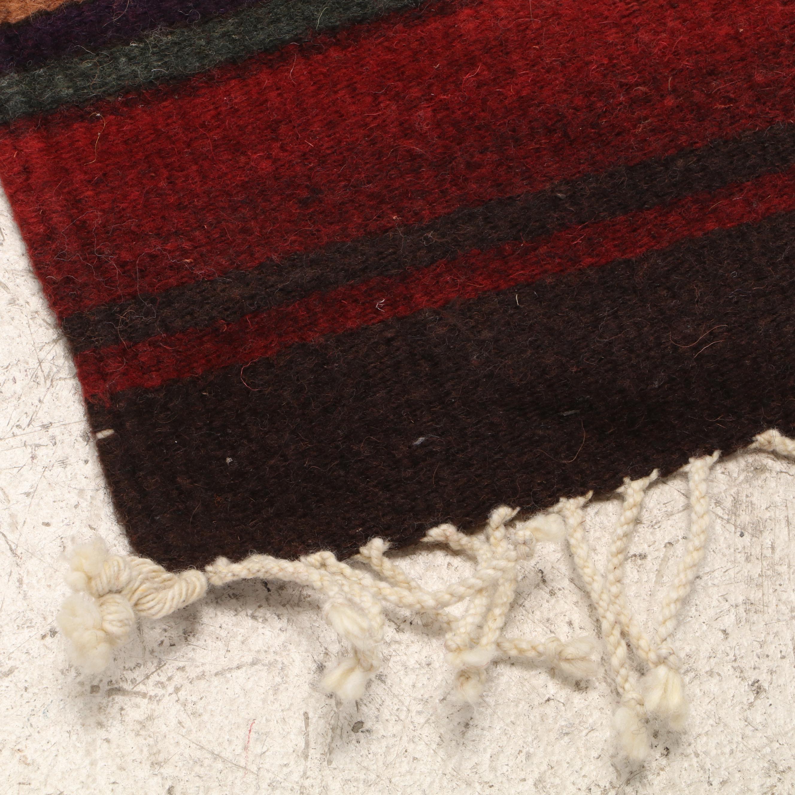 2'6 x 4'9 Handwoven Southwestern Chimayo Style Accent Rug