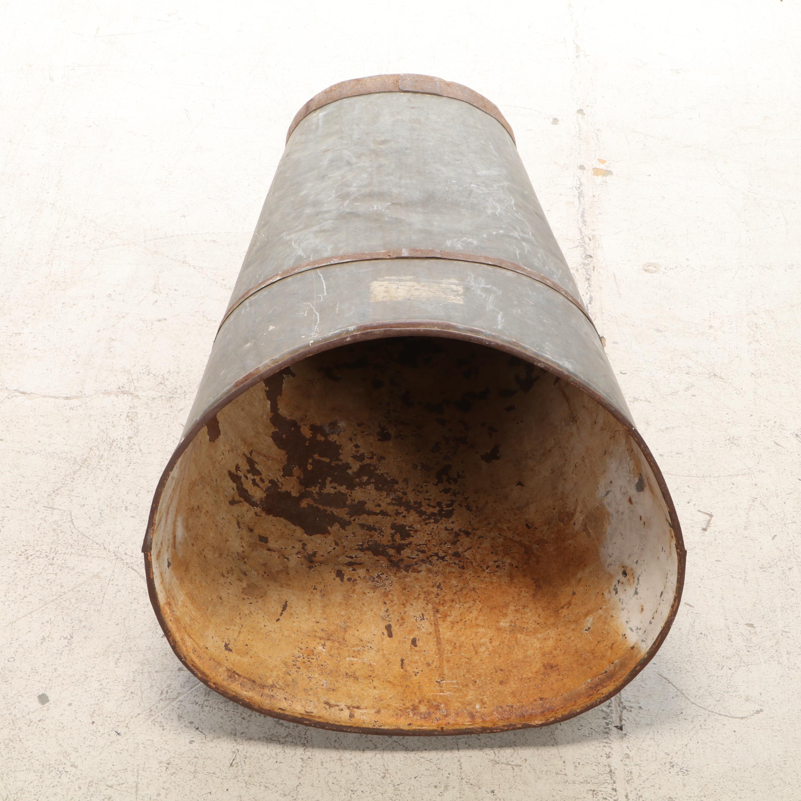 Galvanized Metal Grape Harvesting Bucket