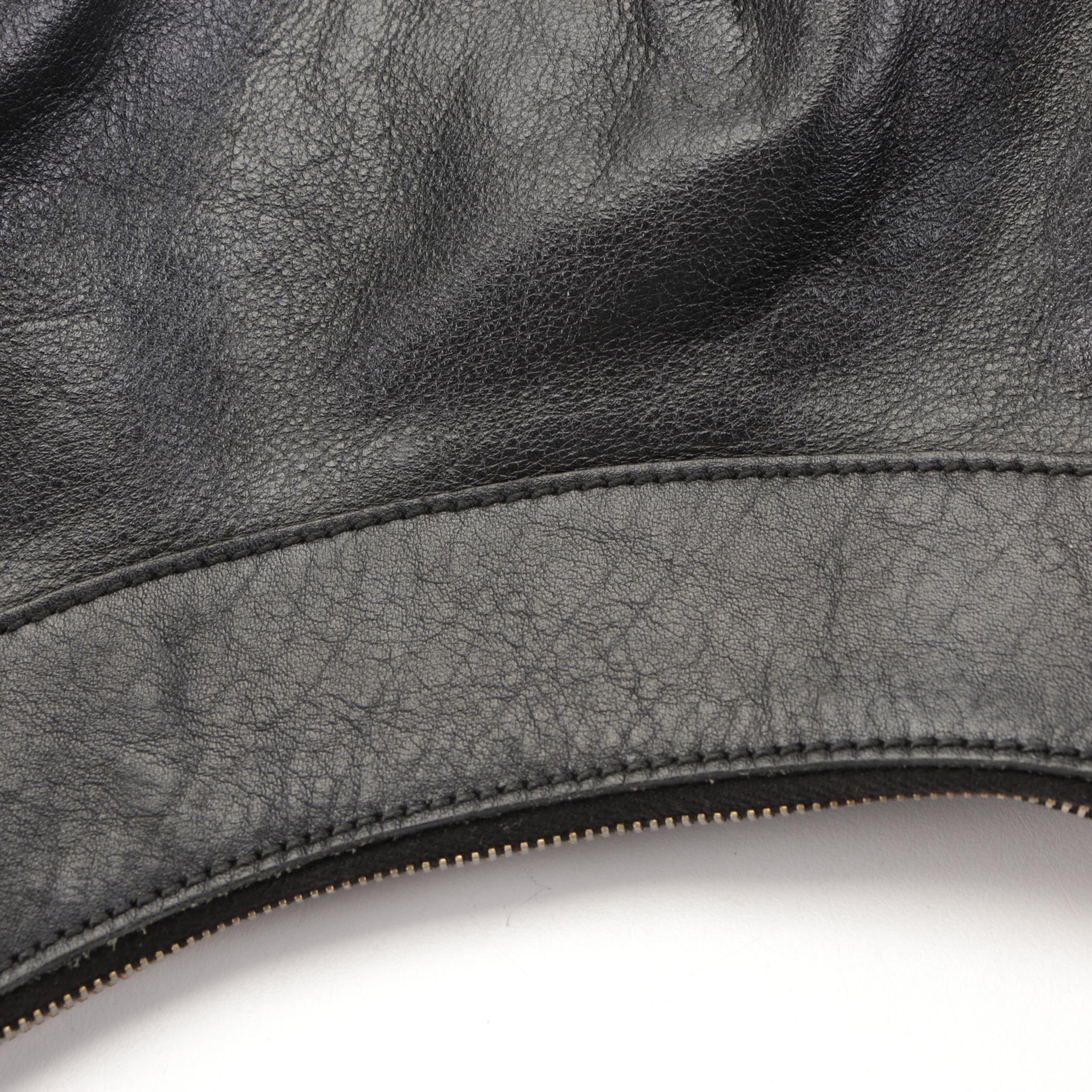 Gucci Abbey D-Ring Hobo Bag in Black Calfskin Leather