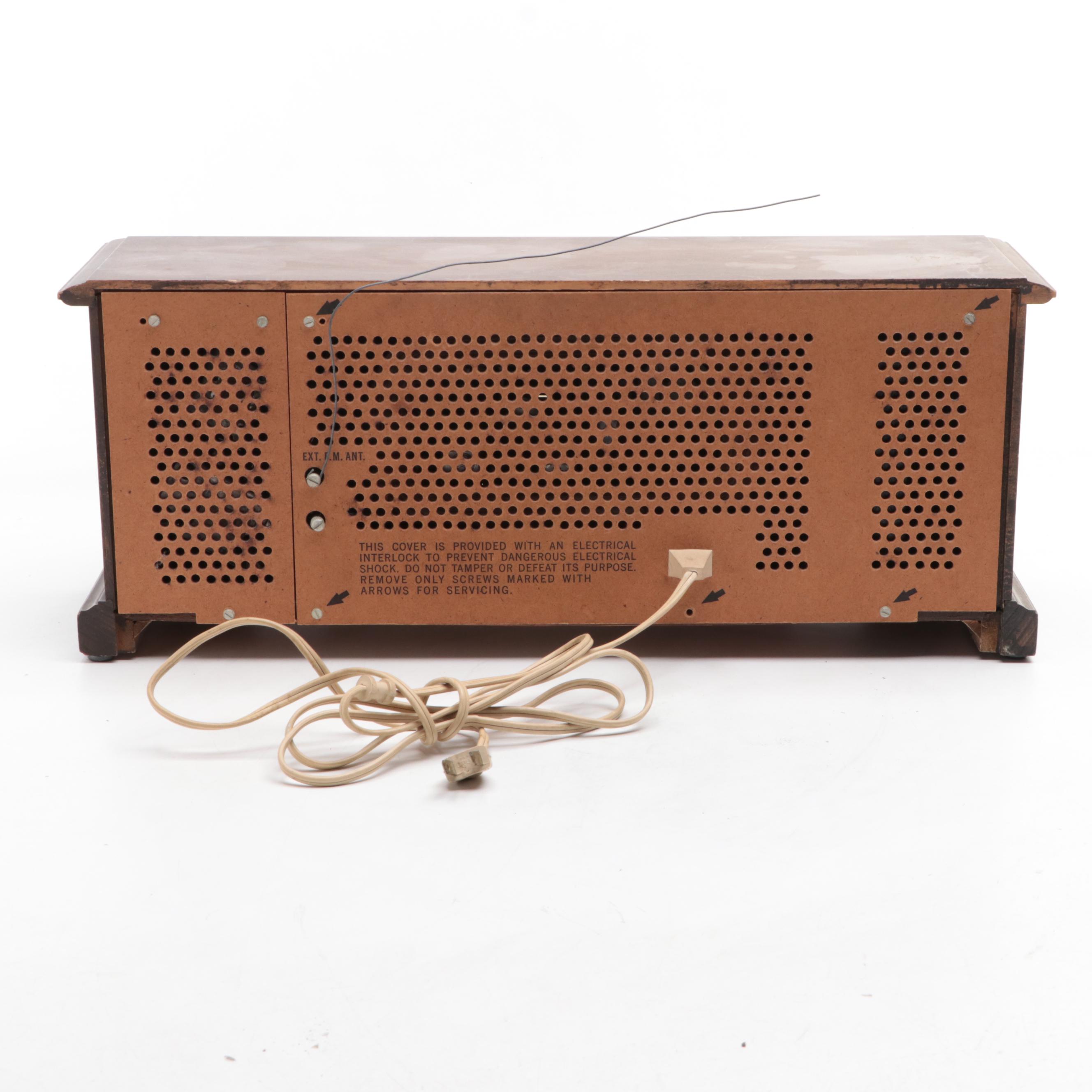Philco Model L929-124 AM/FM Table Radio, Mid-20th Century