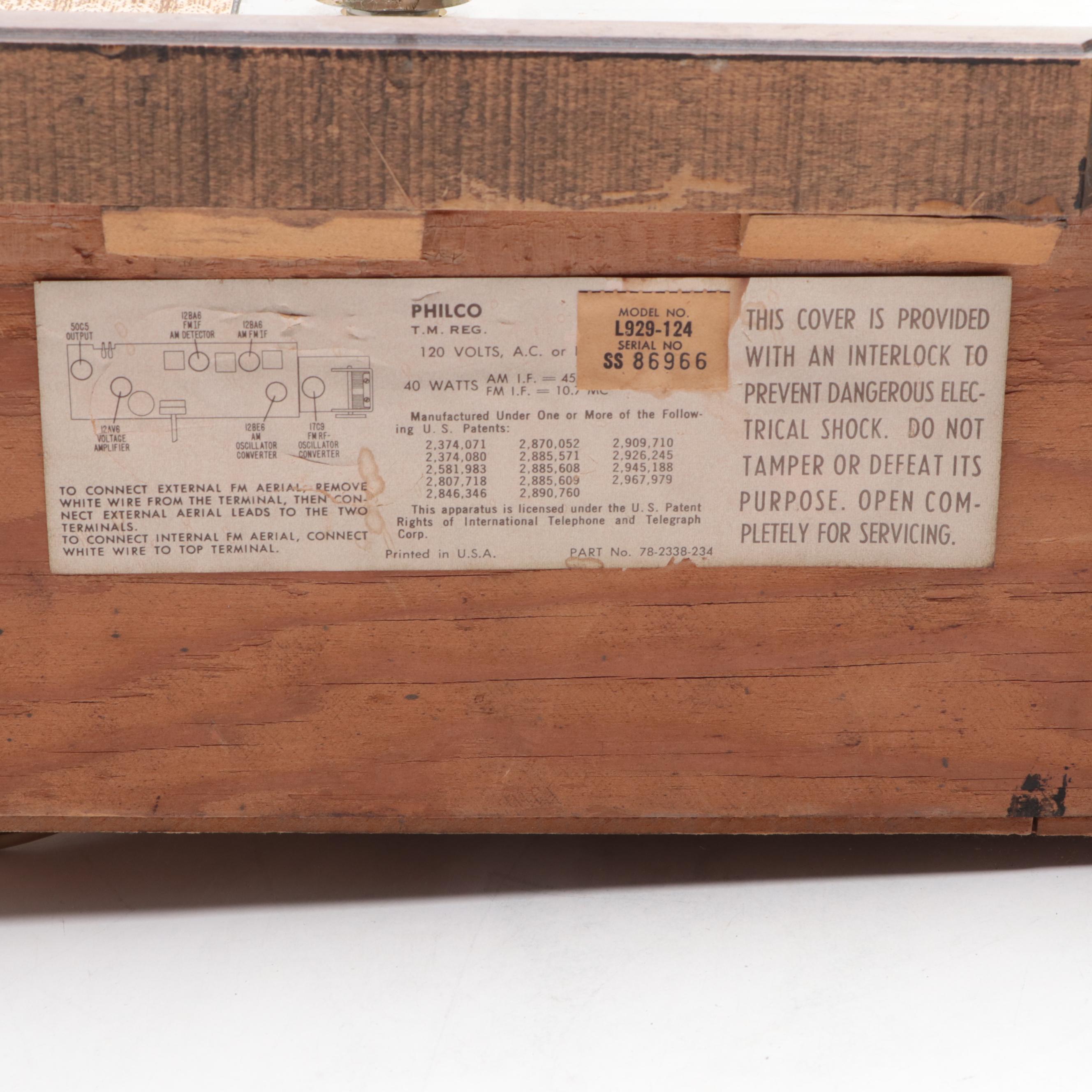 Philco Model L929-124 AM/FM Table Radio, Mid-20th Century