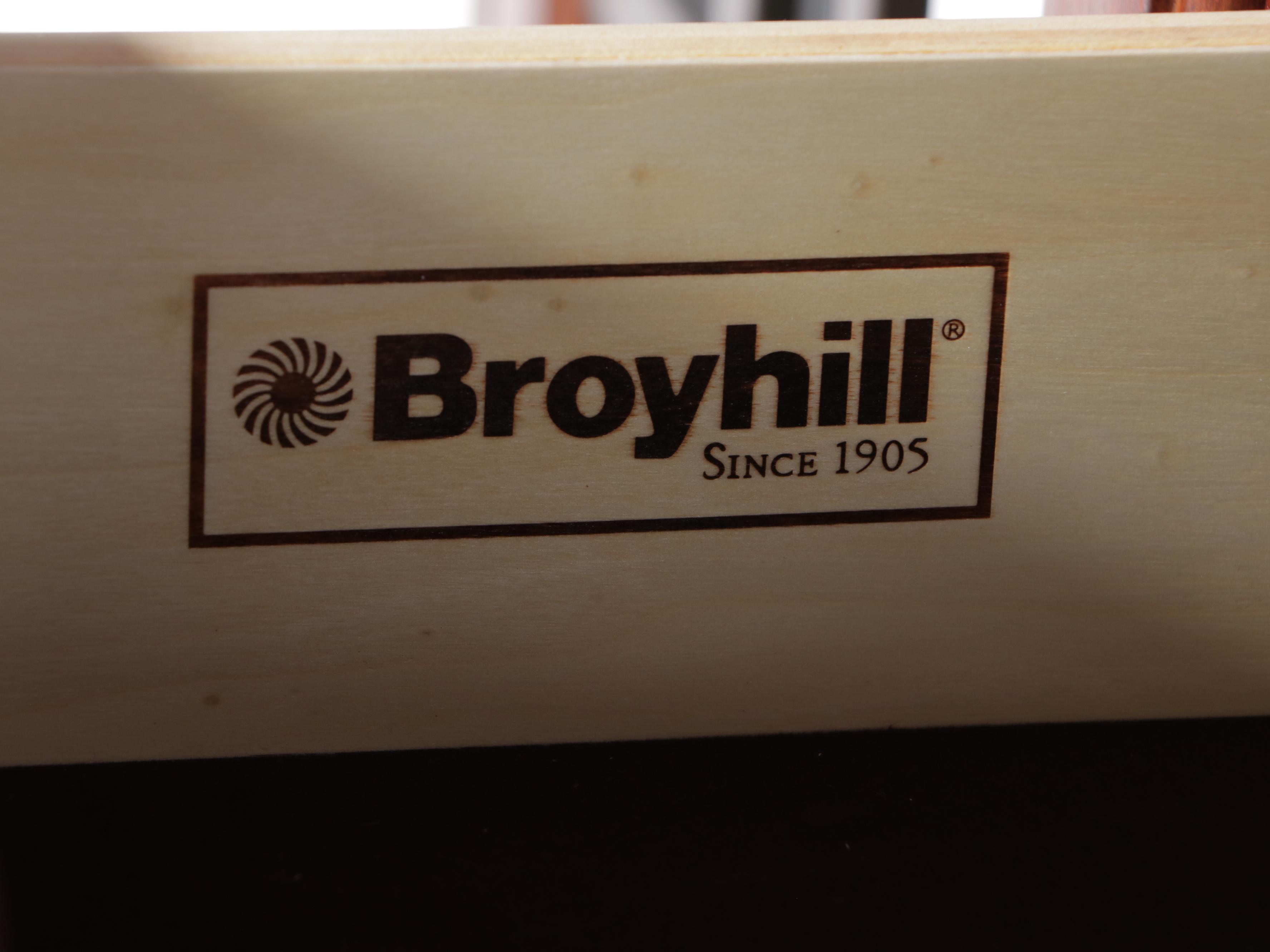 Broyhill "Vantana" Arts & Crafts Style Cherry-Veneered China Cabinet