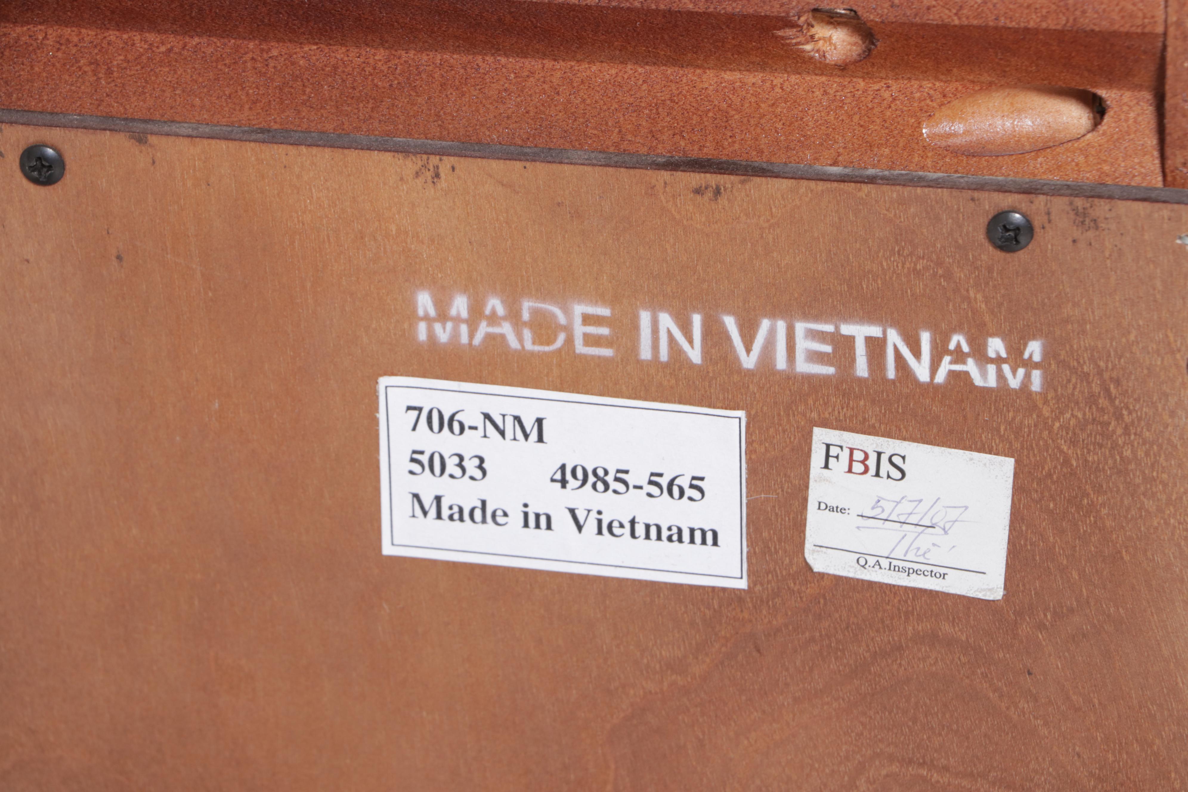 Broyhill "Vantana" Arts & Crafts Style Cherry-Veneered China Cabinet