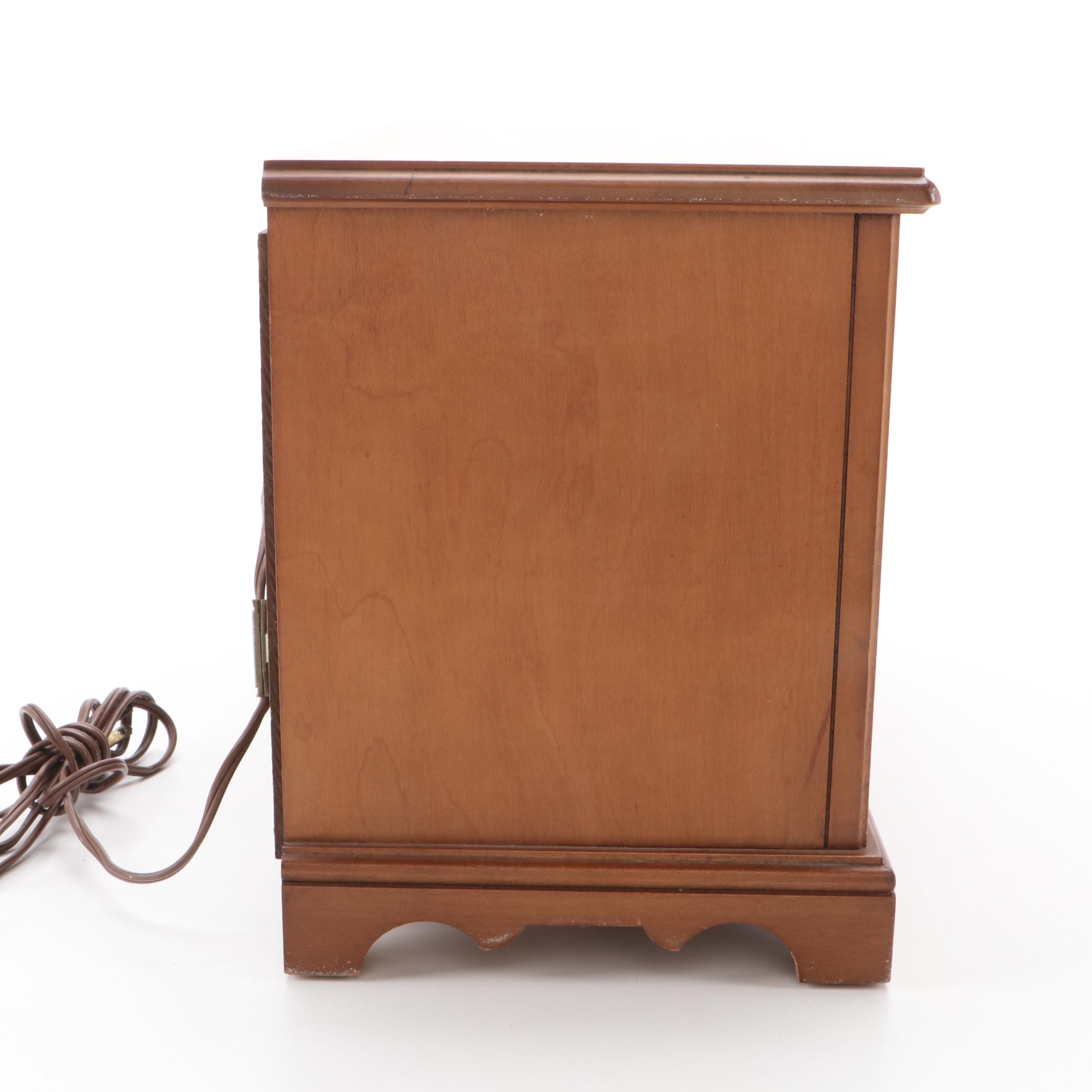 Zenith Model K731 AM/FM Long Distance Radio, Mid-20th Century