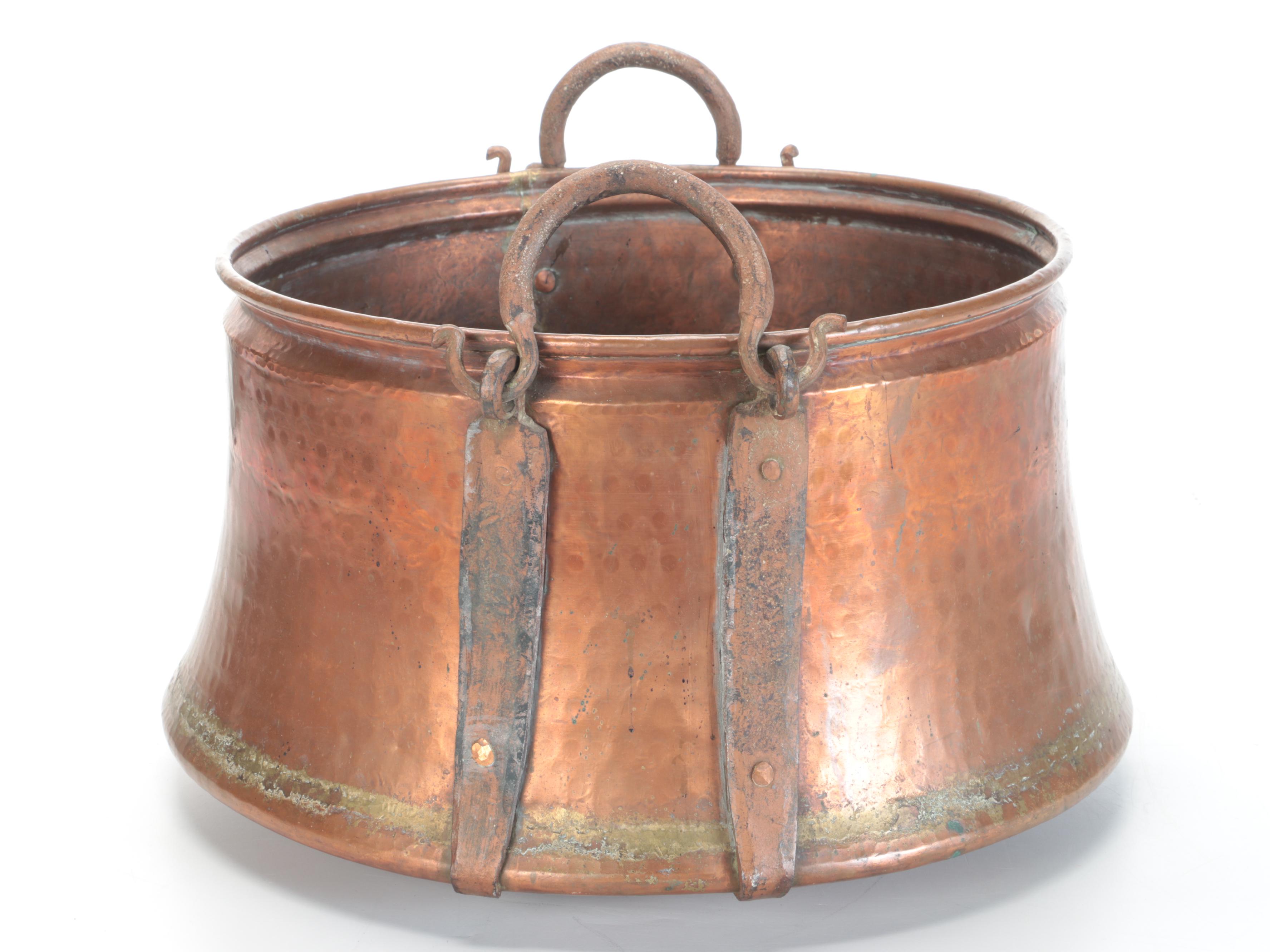 Hammered Dovetailed Copper Cauldron with Wrought Handles