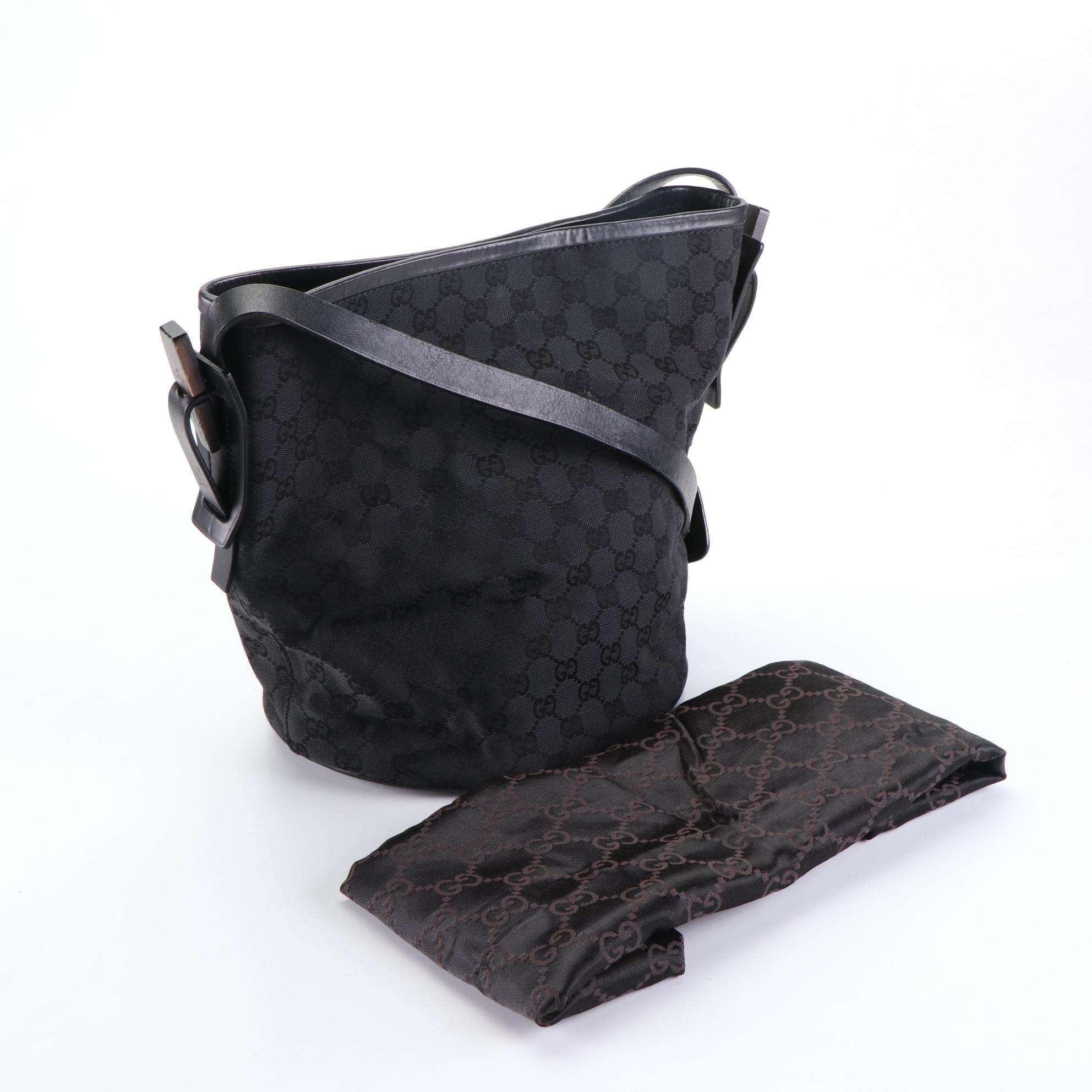 Gucci Bucket Bag in Black GG Canvas and Leather