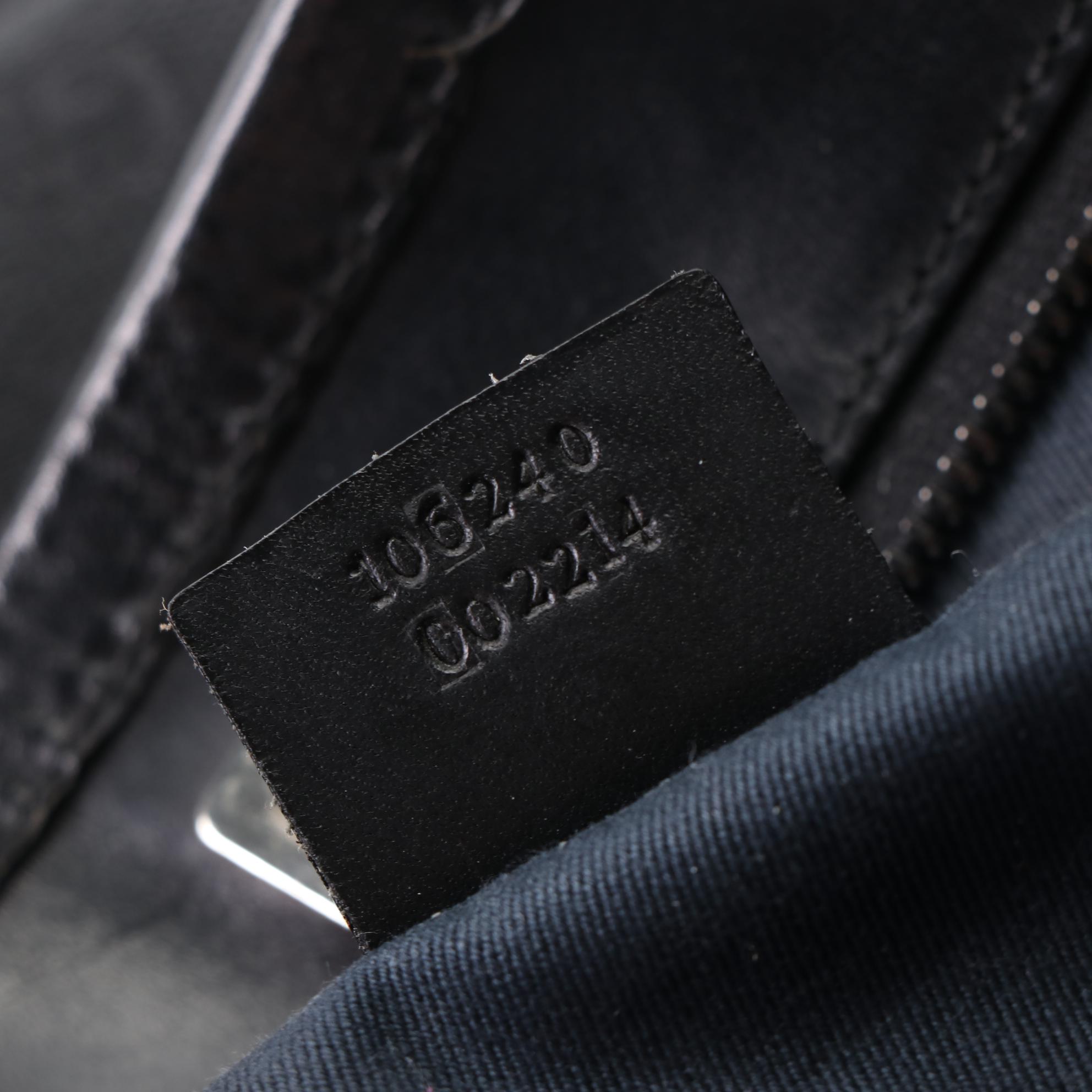 Gucci Bucket Bag in Black GG Canvas and Leather