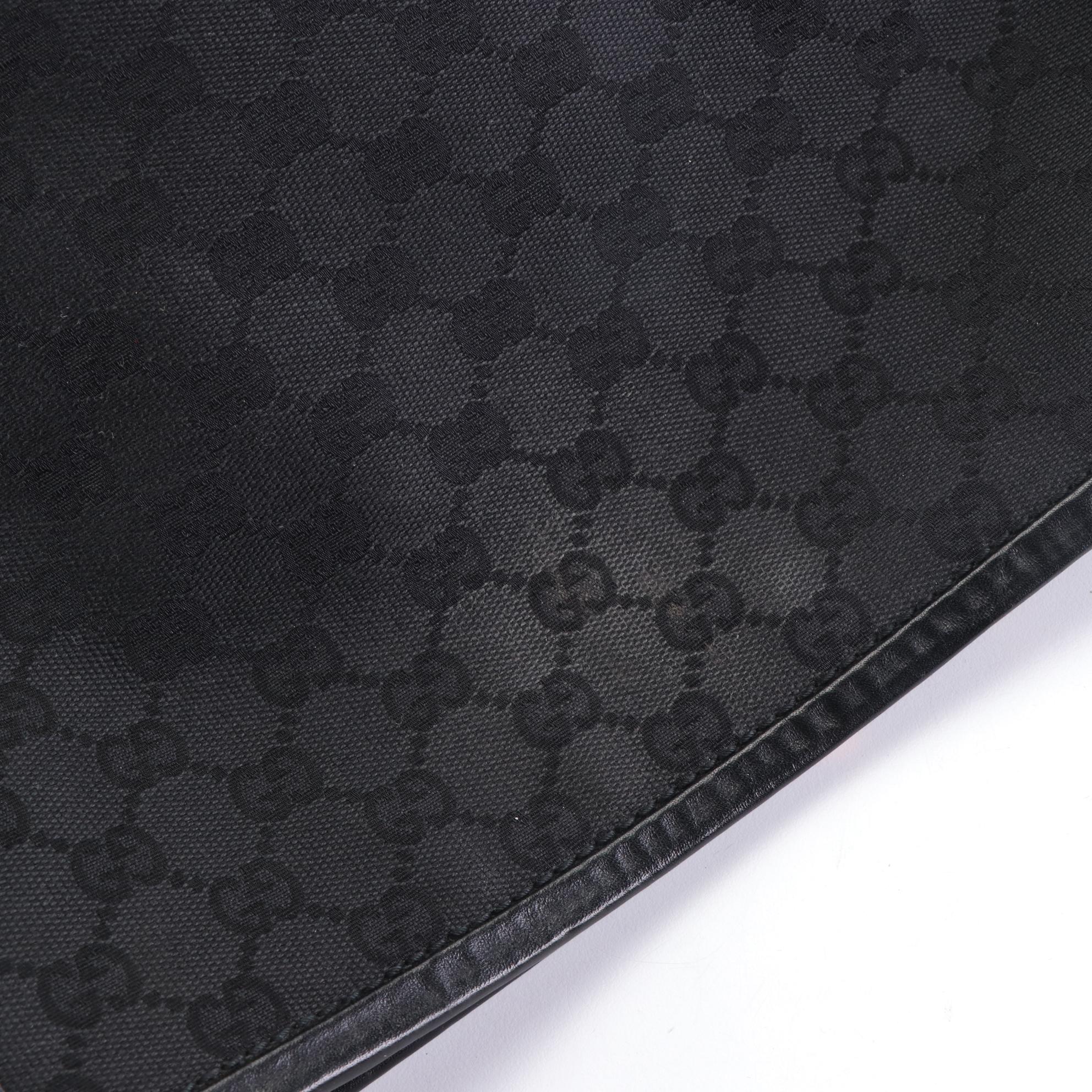 Gucci Bucket Bag in Black GG Canvas and Leather