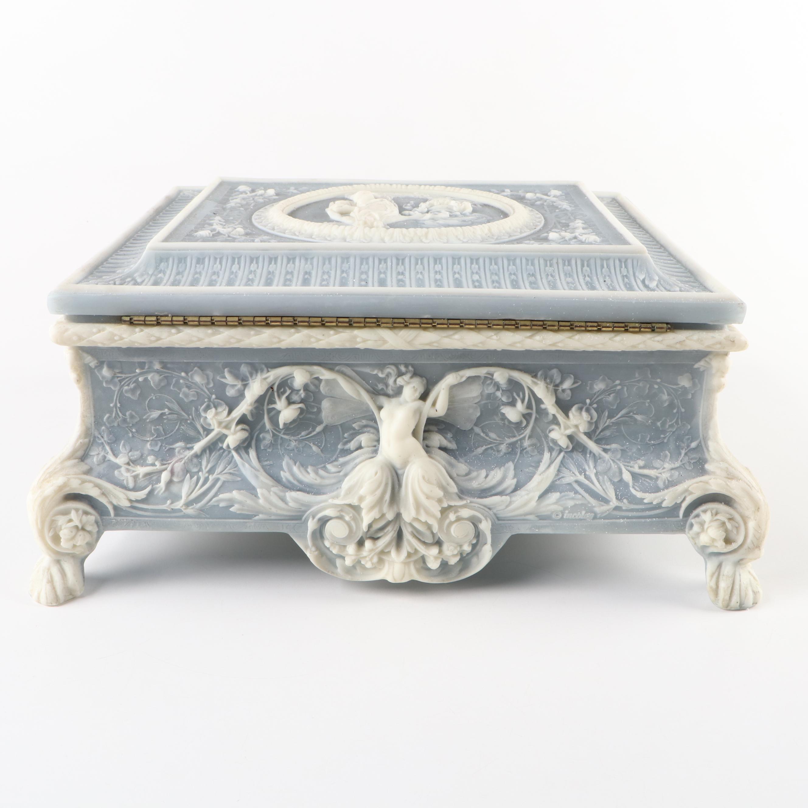 Cameo Incolay Stone Box