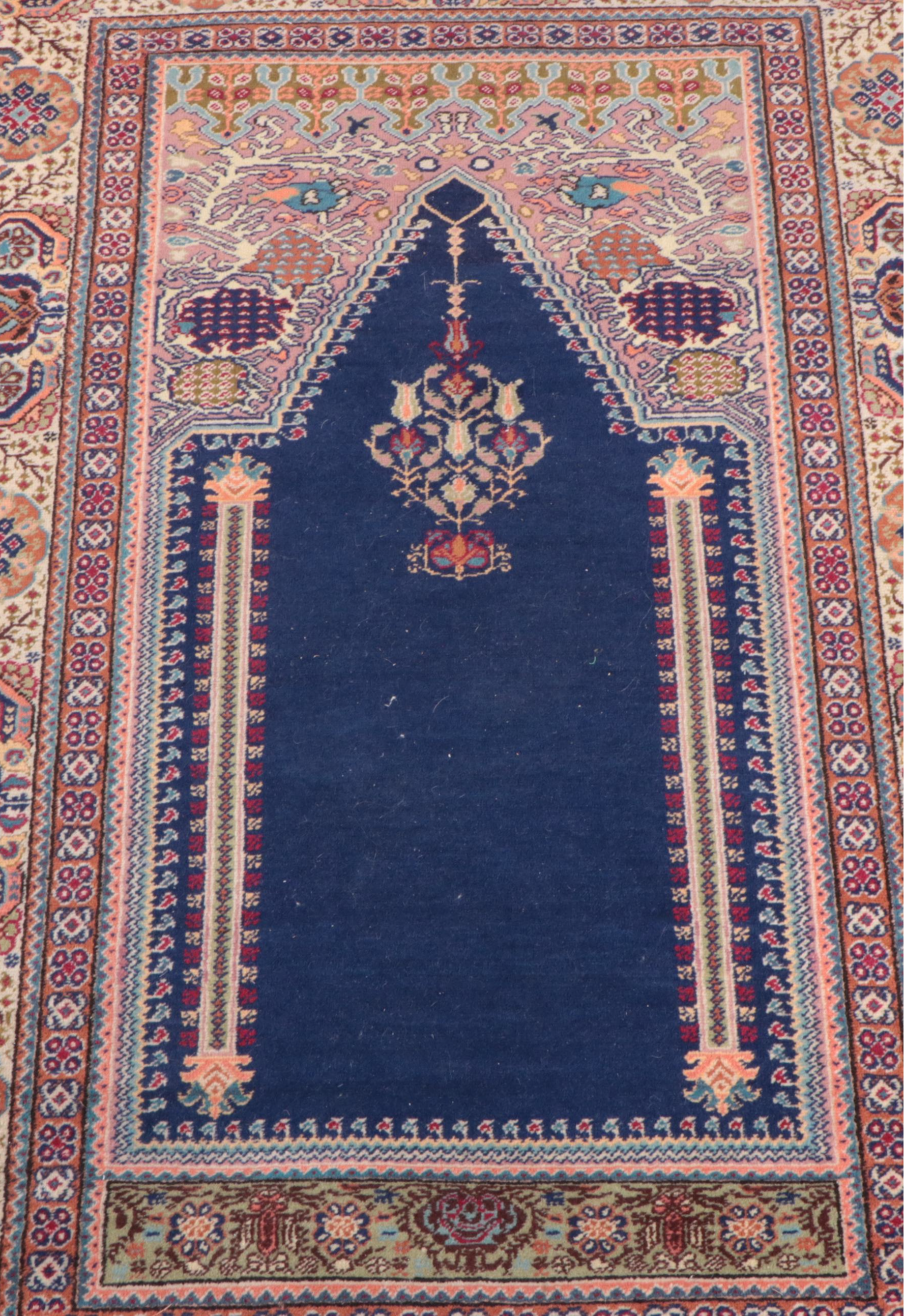 4' x 6'9 Hand-Knotted Turkish Ghiordes Prayer Rug
